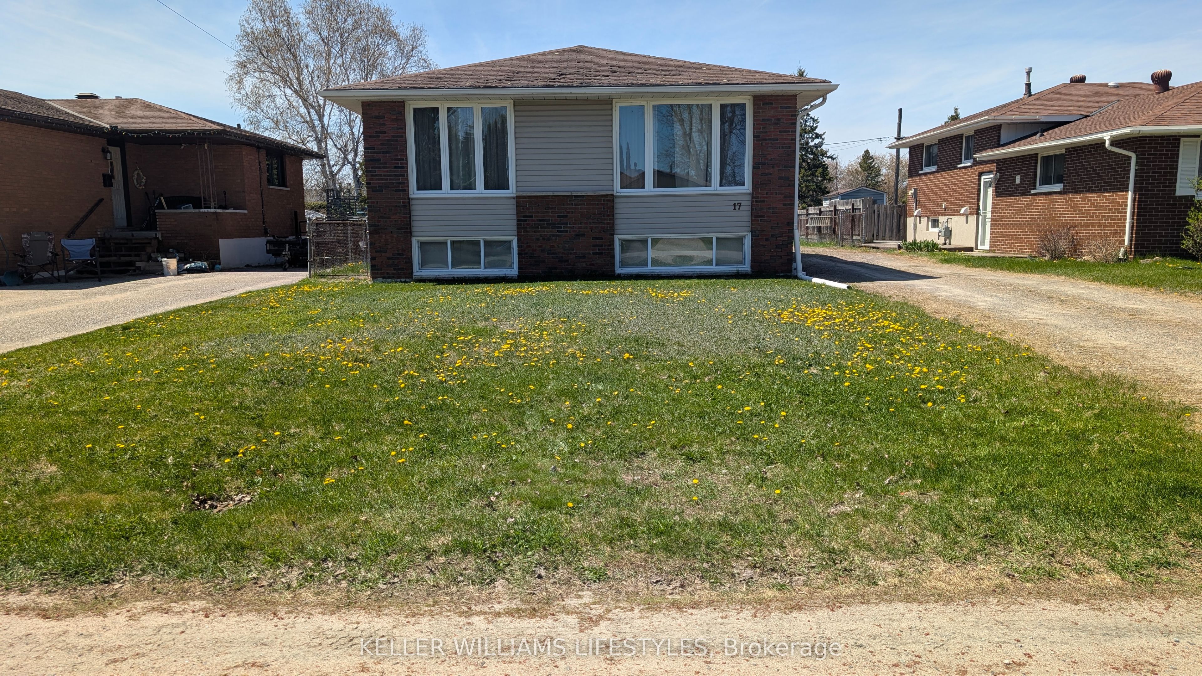 17 Nightingale Drive, North Bay, ON P1A 2R1 photo 3