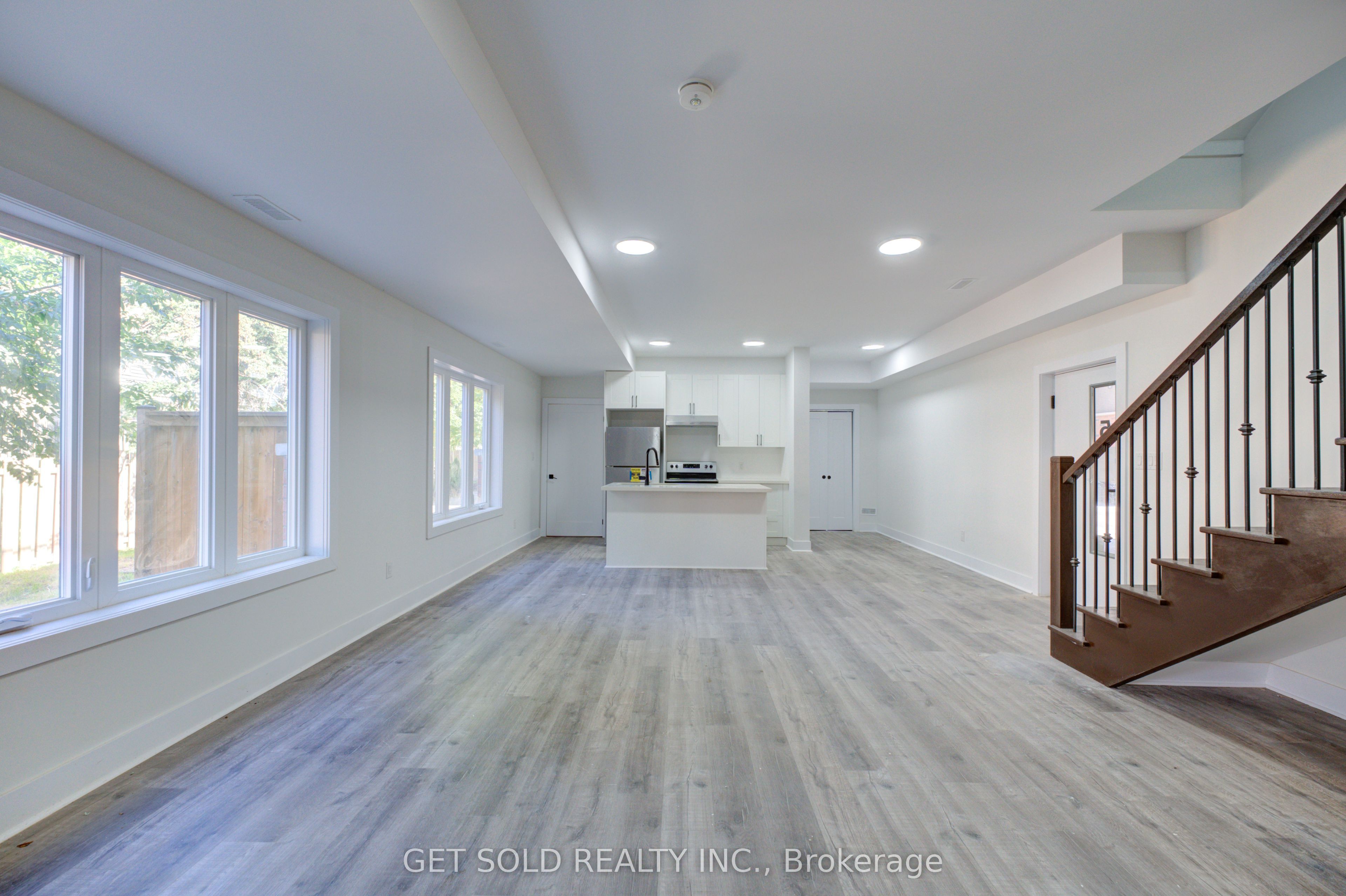 6701 Thorold Stone Road 5, Niagara Falls, ON L2J 1B3 photo 2