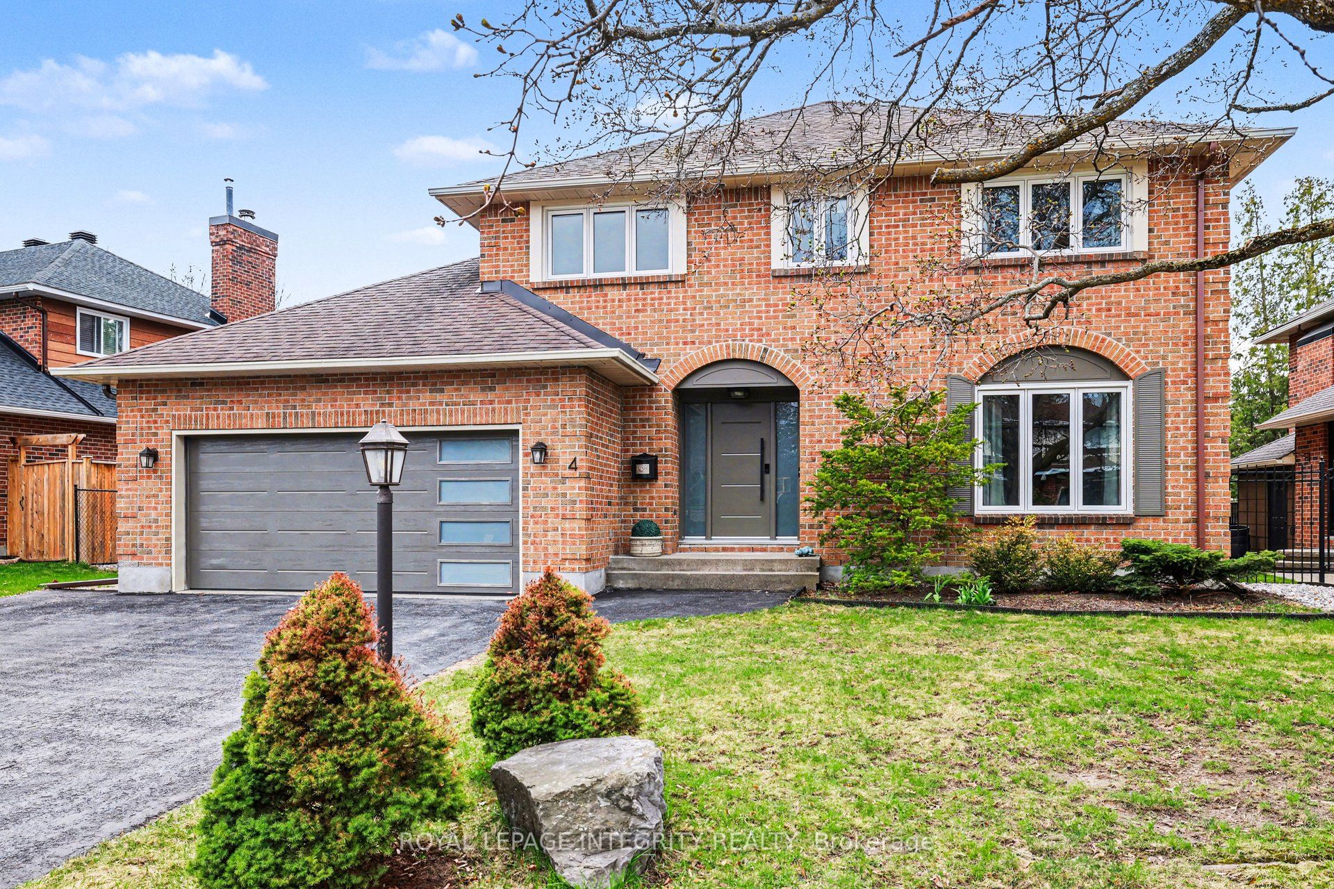 4 Pinecone Trail, Stittsville - Munster - Richmond, ON K2S 1E1 photo 2