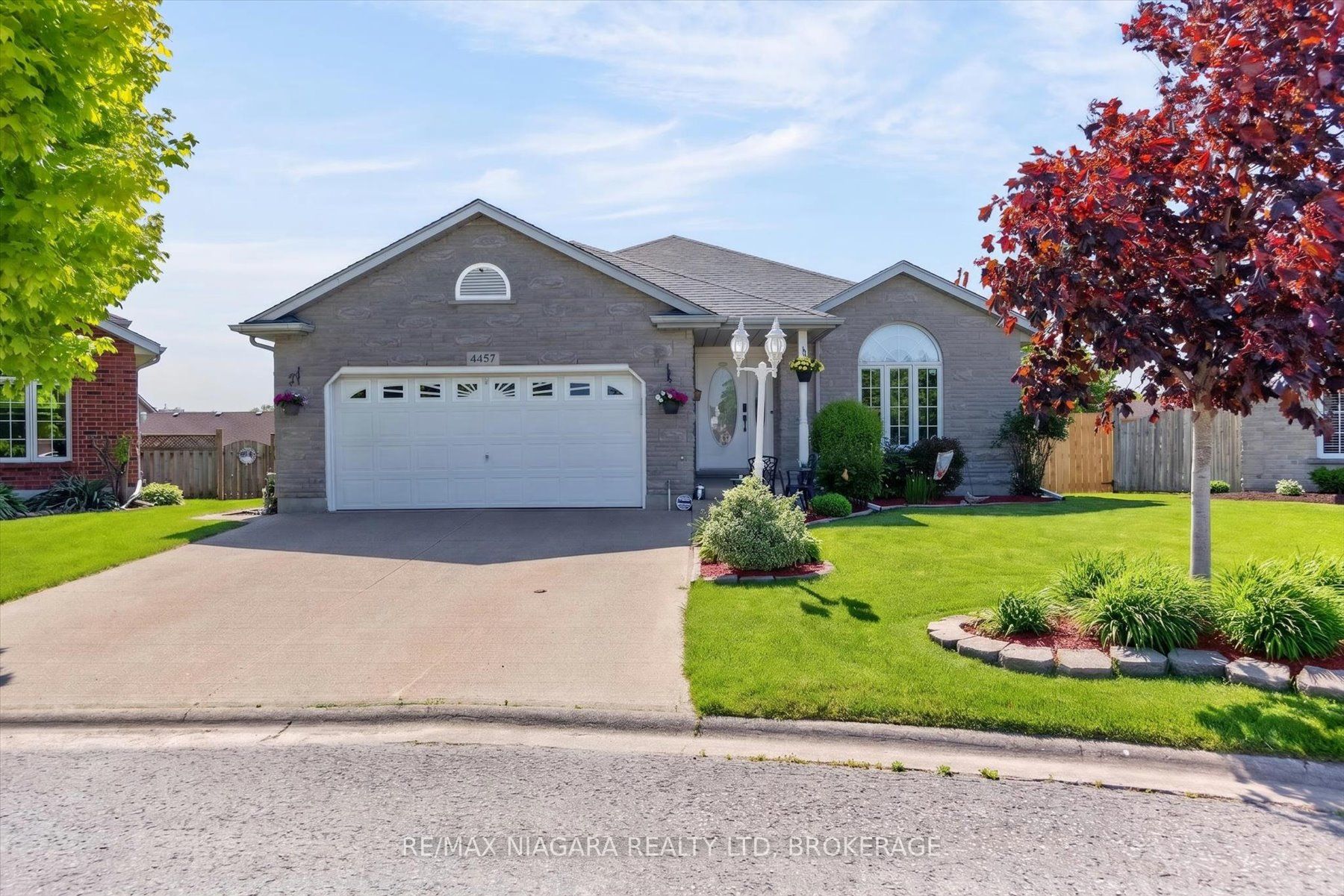 4457 Kathleen Crescent, Niagara Falls, ON L2H 3H8 photo 3