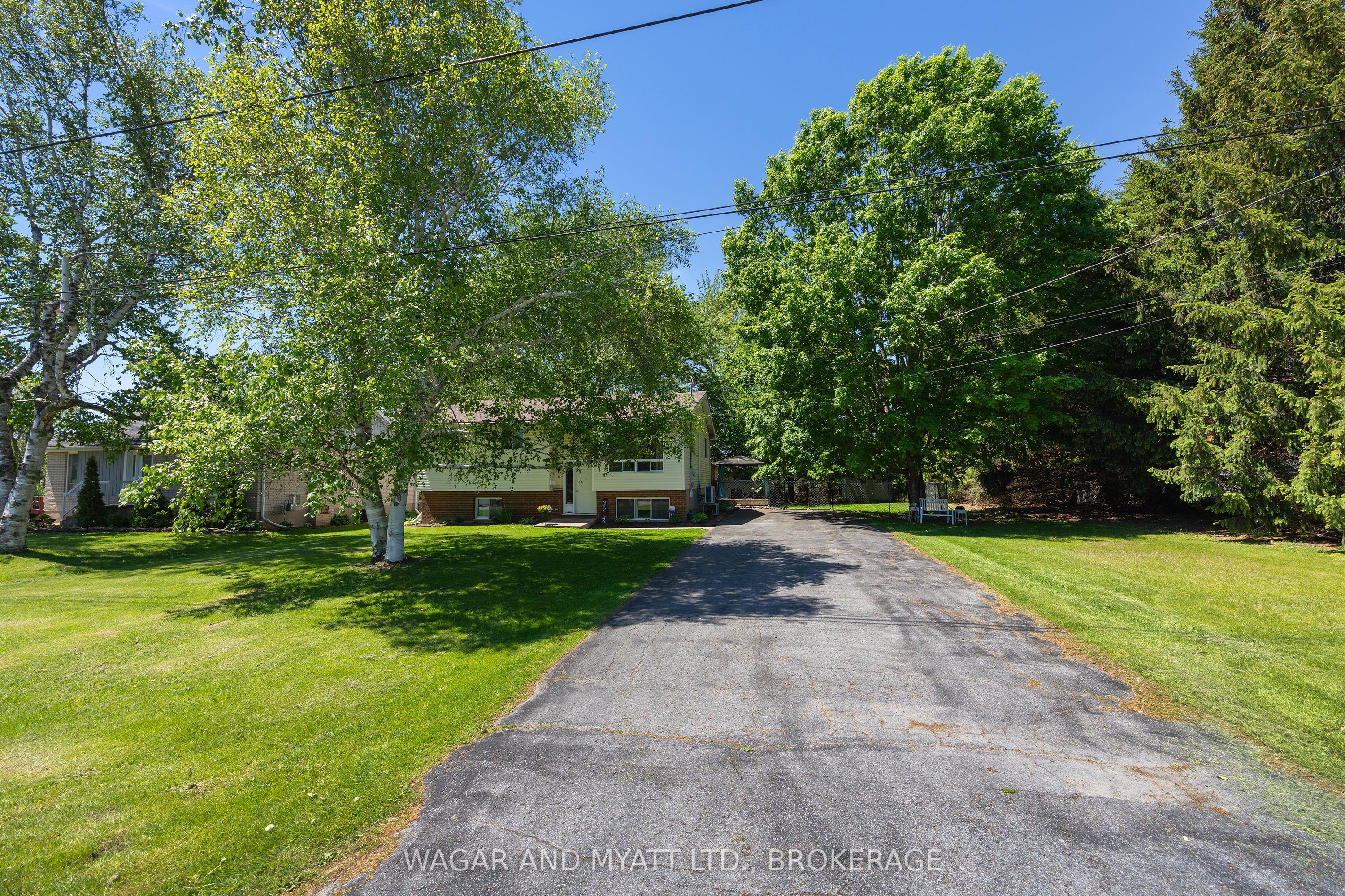 39 RIVERVIEW Drive, Greater Napanee, ON K7R 3A1 photo 3