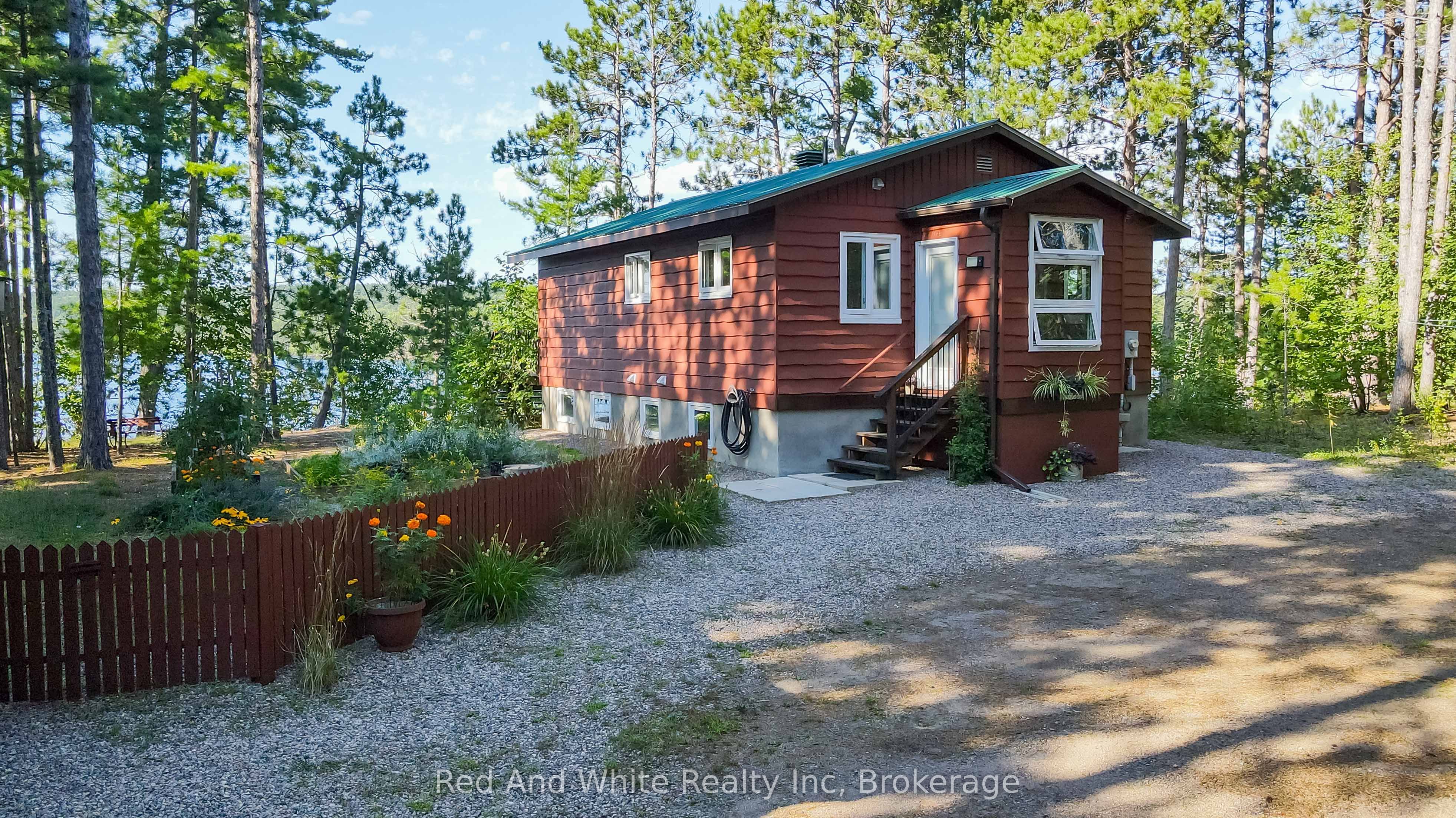 610 Pine Point Lane, Killaloe, Hagarty and Richards, ON K0J 2A0 photo 3