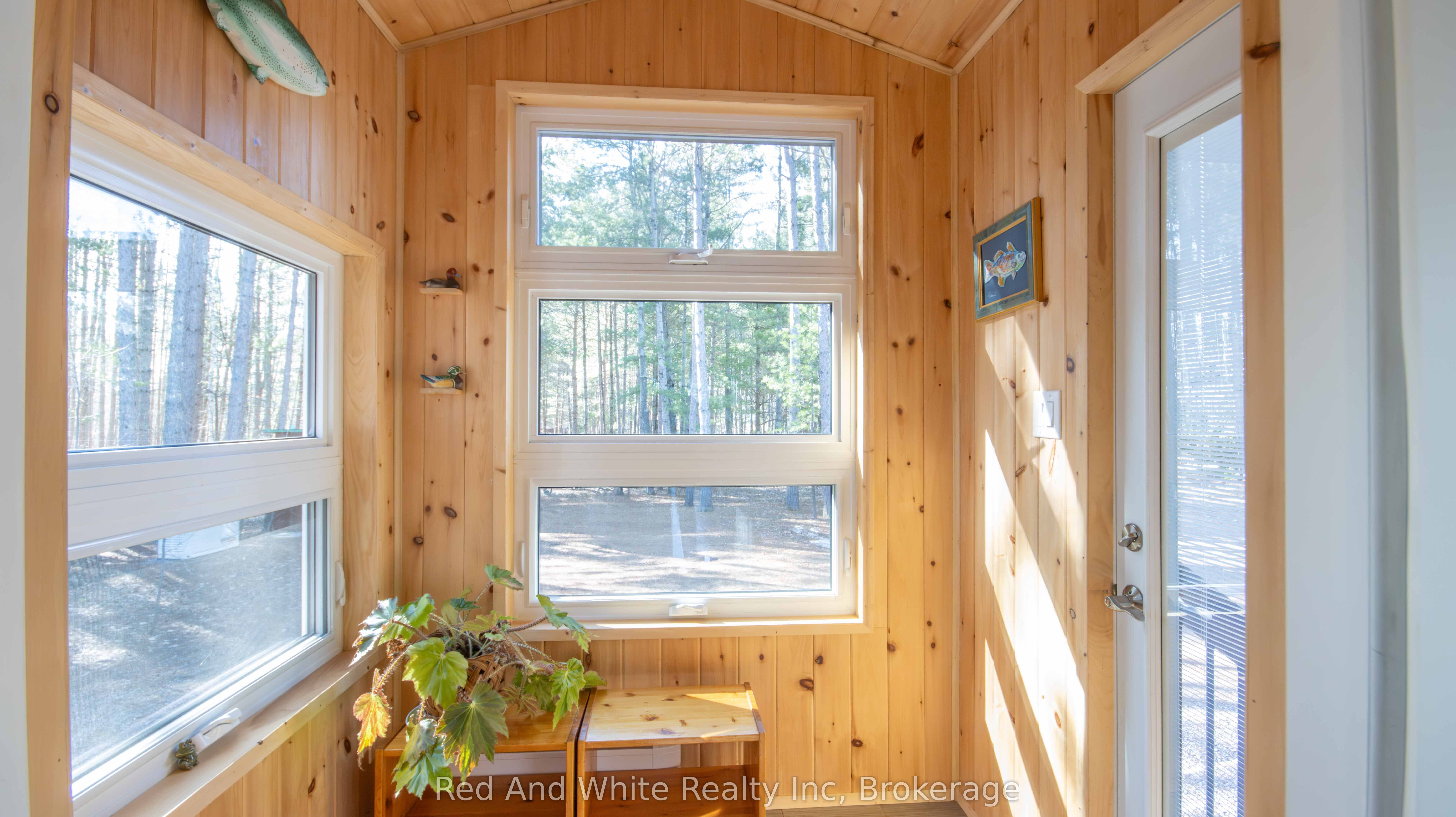 610 Pine Point Lane, Killaloe, Hagarty and Richards, ON K0J 2A0 photo 5