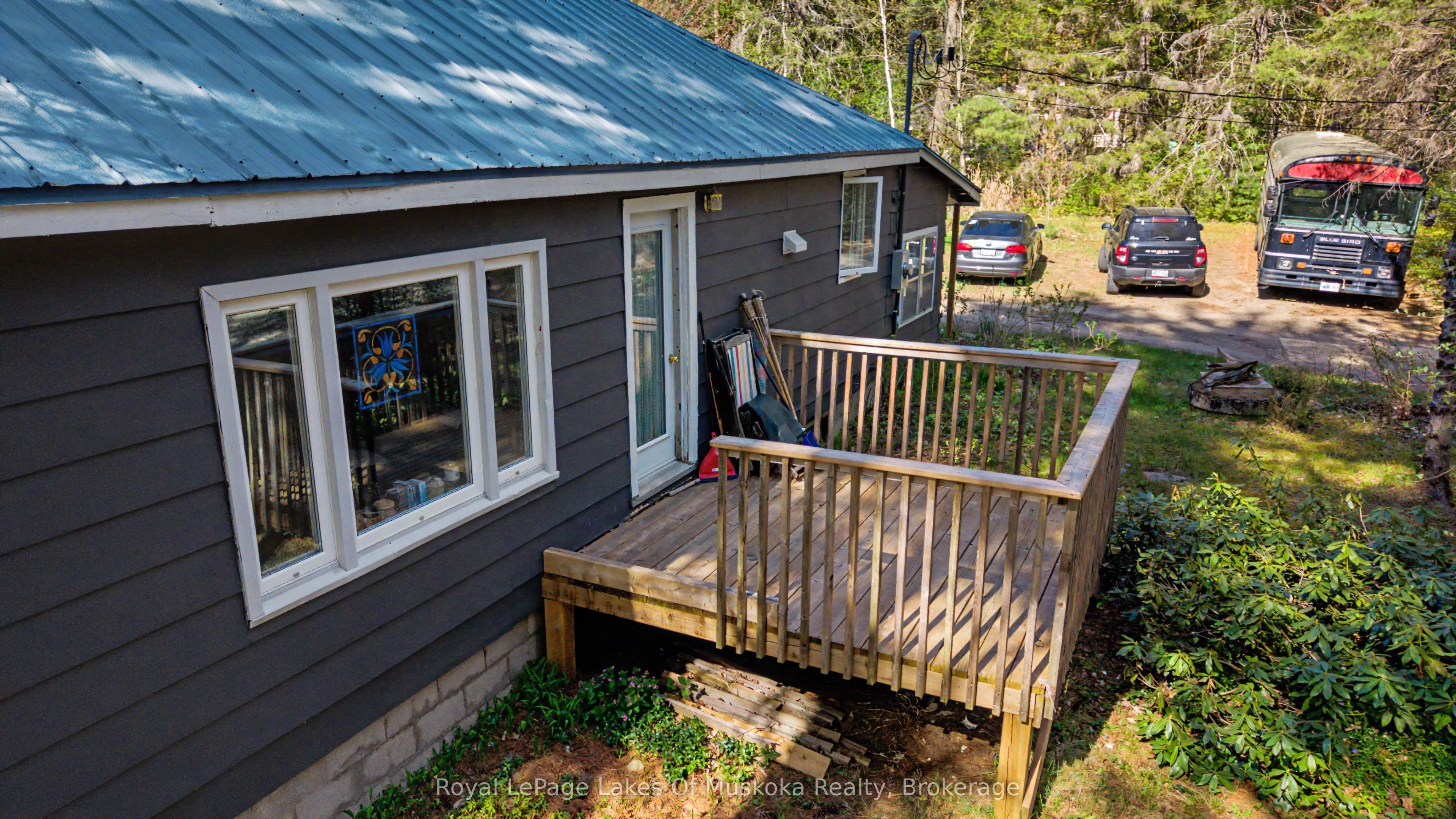 1003 Kelly Road, Lake of Bays, ON P0B 1A0 photo 3