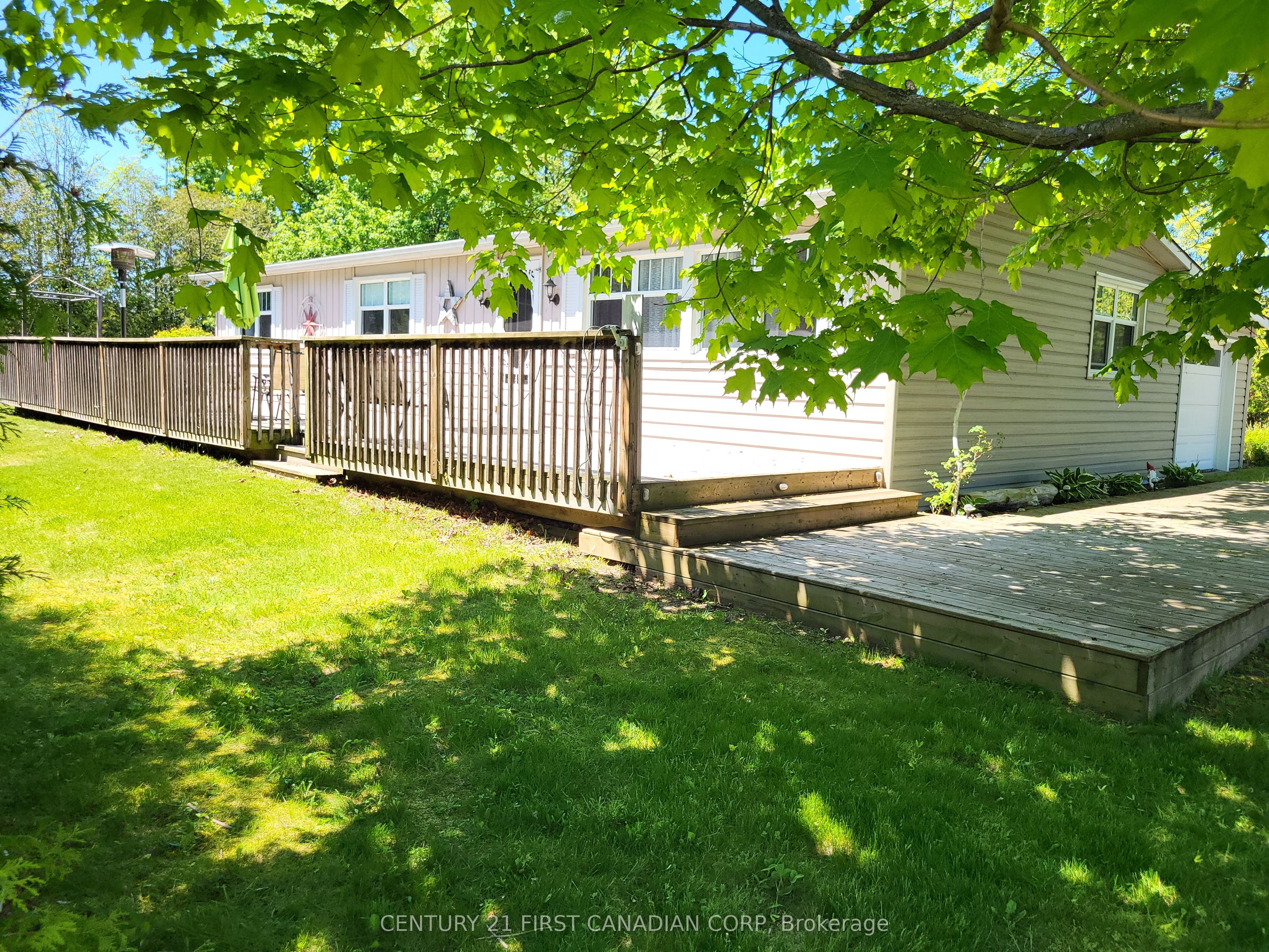 72599 STANLEY Street, Bluewater, ON N0M 2T0 photo 2