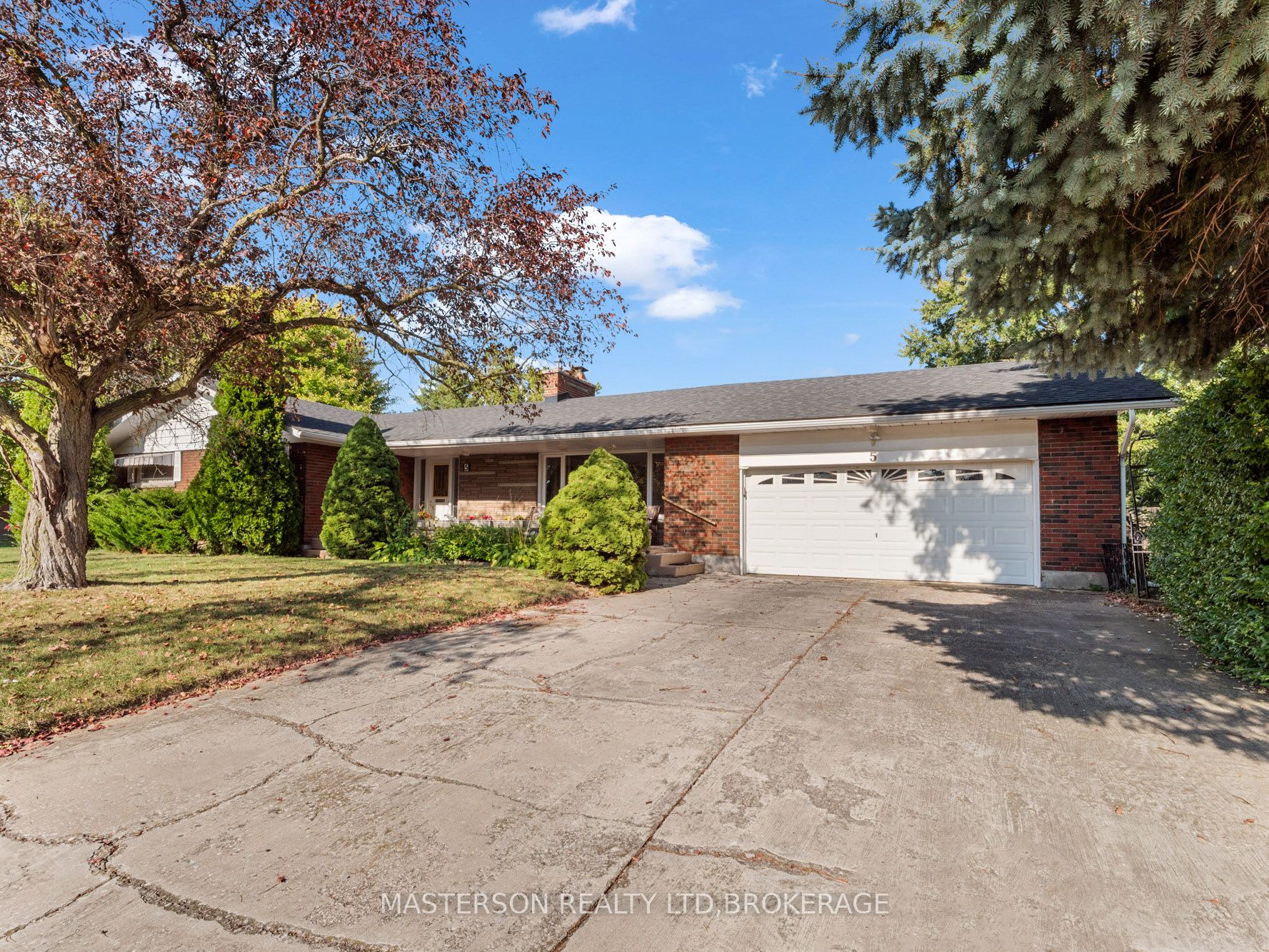 5 Burdy Drive, St. Catharines, ON L2S 2Z1