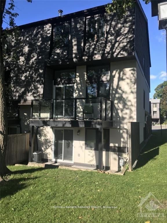 655 Richmond Road 51, Carlingwood - Westboro and Area, ON K2A 3Y3 photo 3
