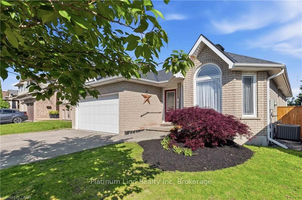 36 Garner's Lane, Brantford, ON N3T 6P5