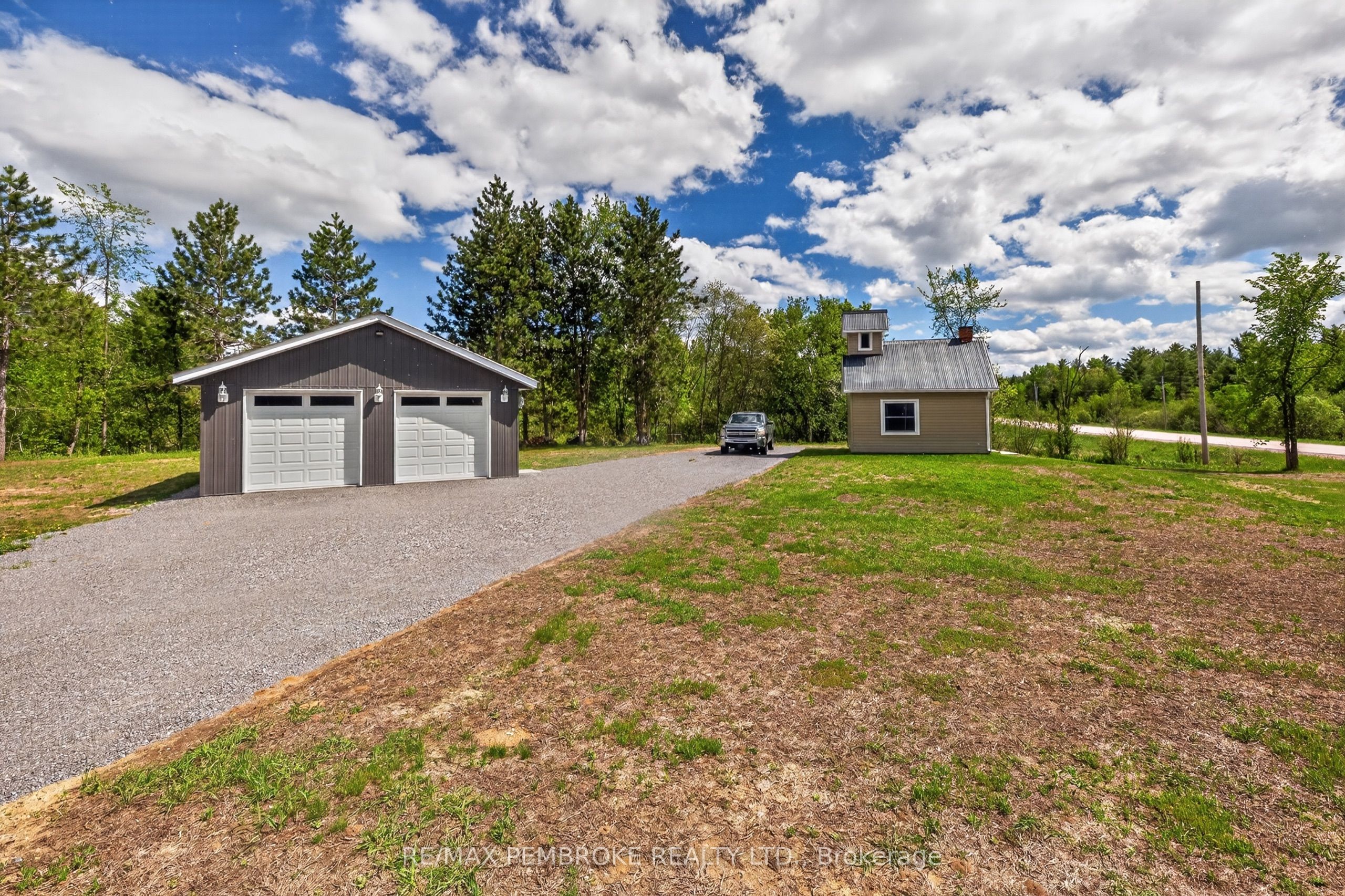 387 SELL Road, North Algona Wilberforce, ON K8A 6W4 photo 3