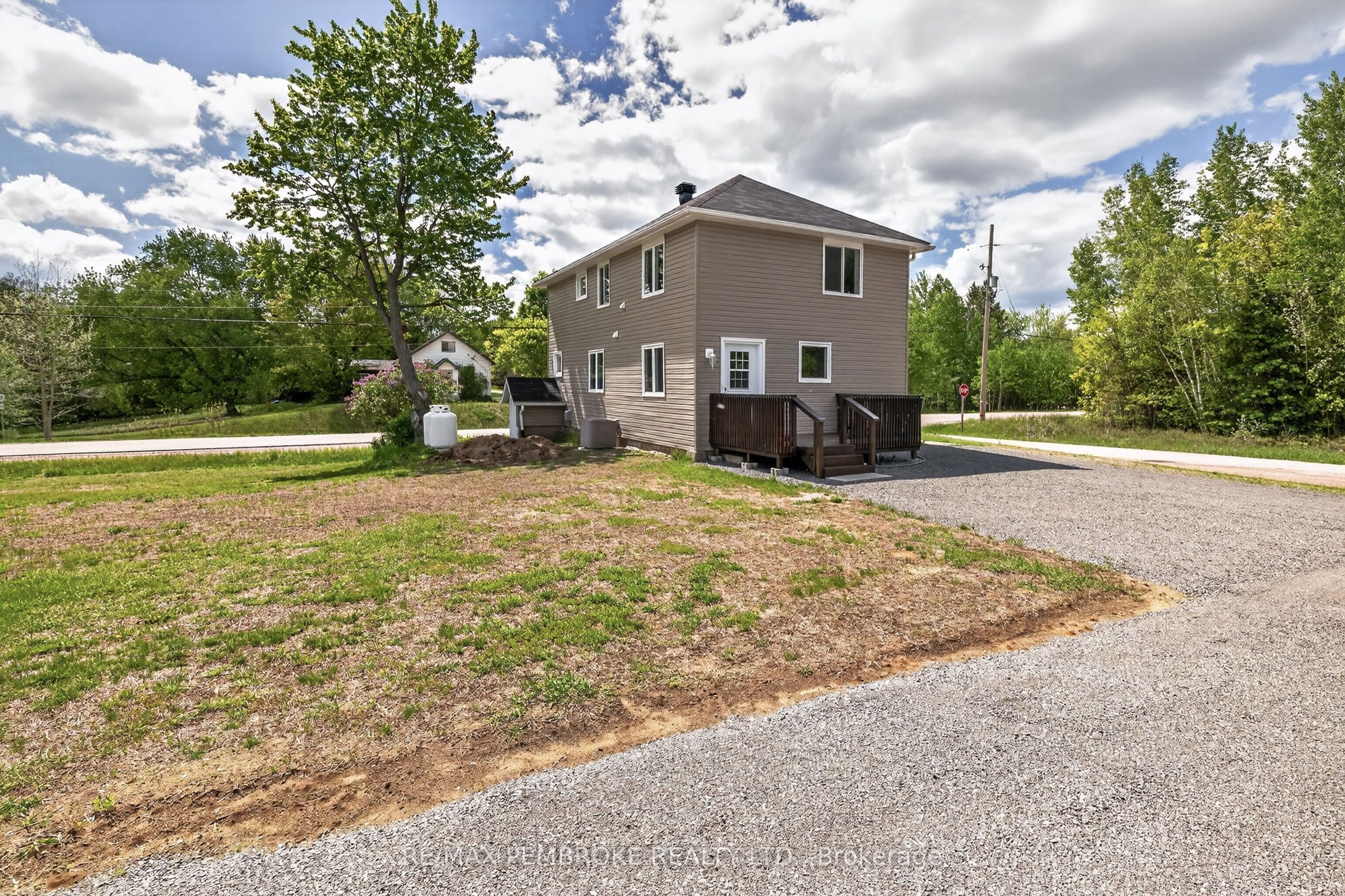 387 SELL Road, North Algona Wilberforce, ON K8A 6W4 photo 5