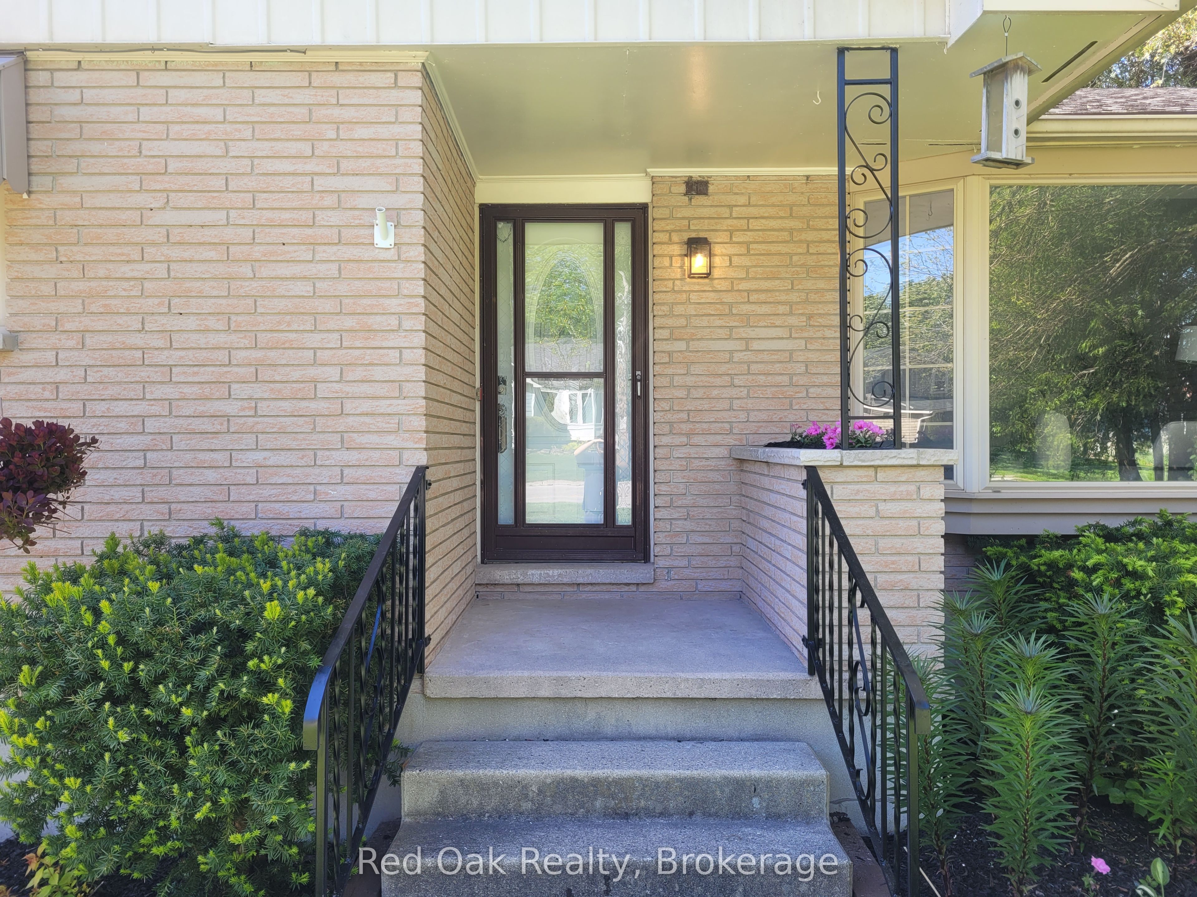 1040 Huron Terrace, Kincardine, ON N2Z 1E5 photo 3