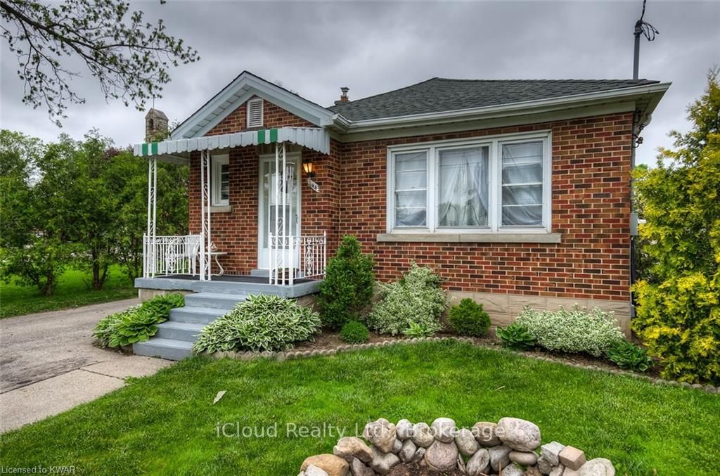 444 Stirling Avenue S, Kitchener, ON N2M 3J1