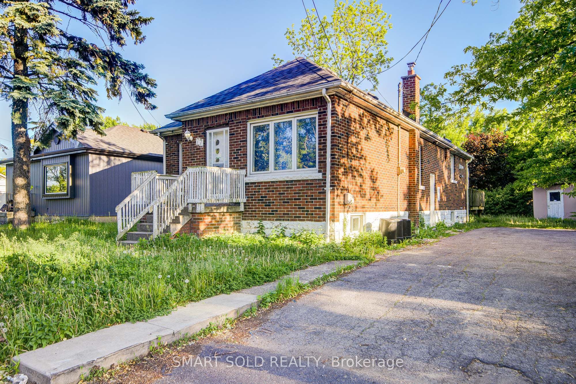 77 Fennell Avenue, Hamilton, ON L9C 1E8 photo 4