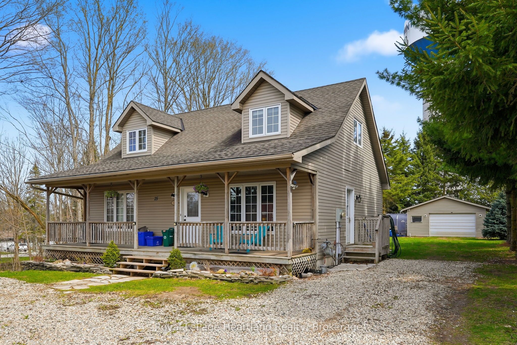 25 JOHN Street W, Minto, ON N0G 1M0 photo 2