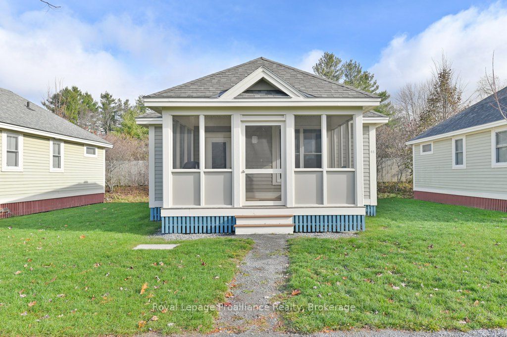 48 Meadow View Lane, Prince Edward County, ON K0K 1P0 photo 2