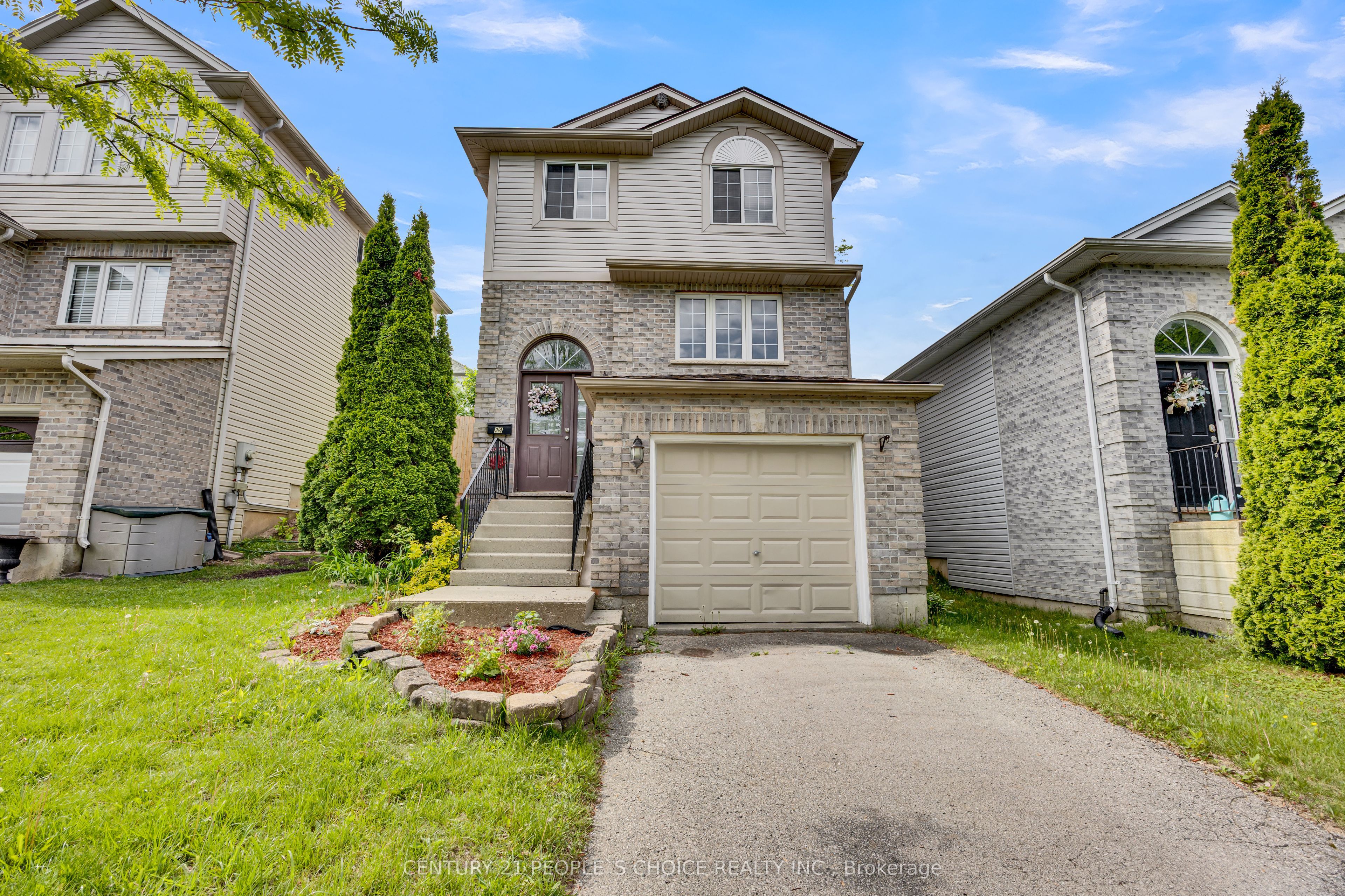34 Phair Crescent, London South, ON N5Z 5B5