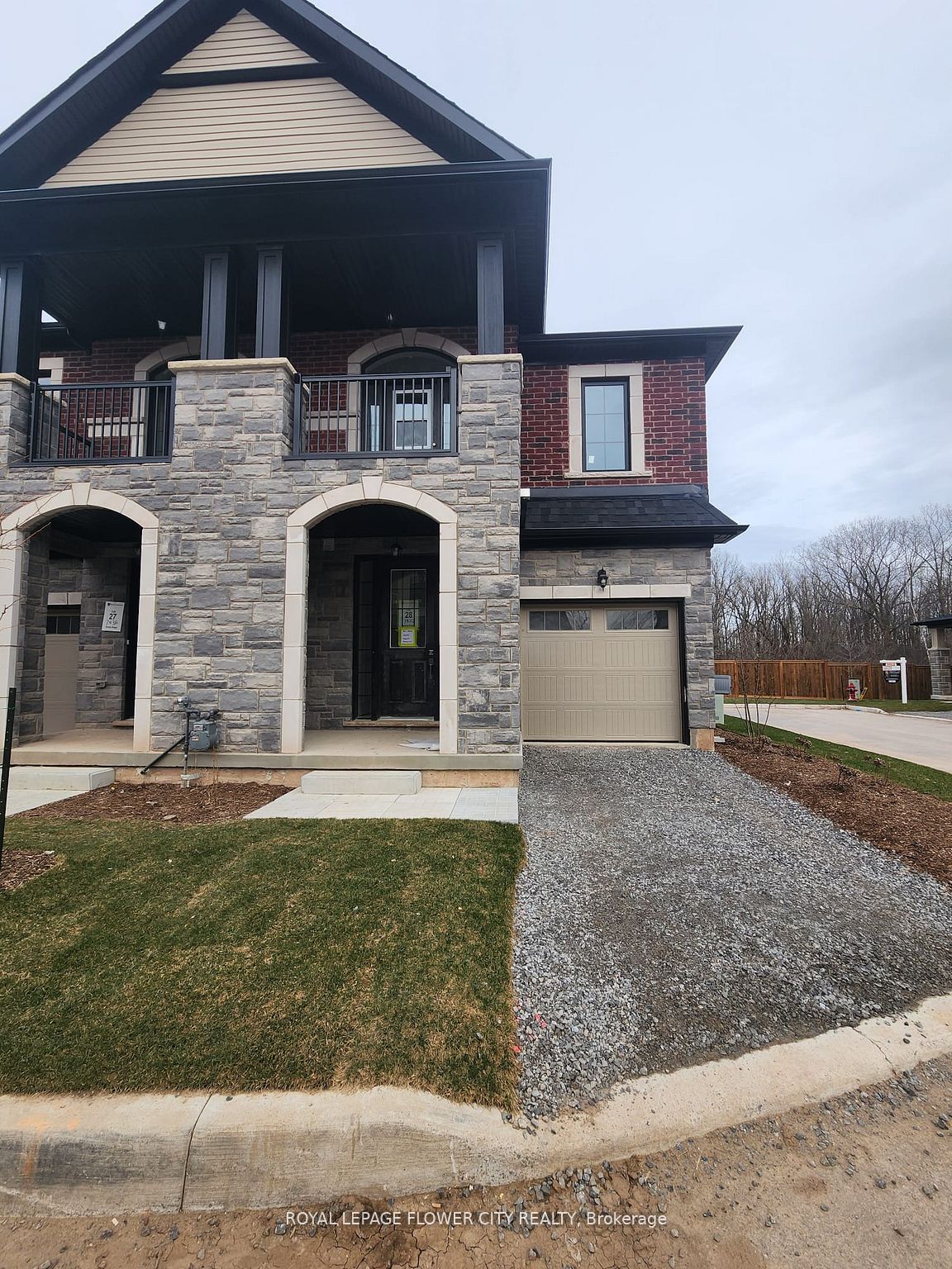 7432 Baycrest Common, Niagara Falls, ON L2G 3L9 photo 2