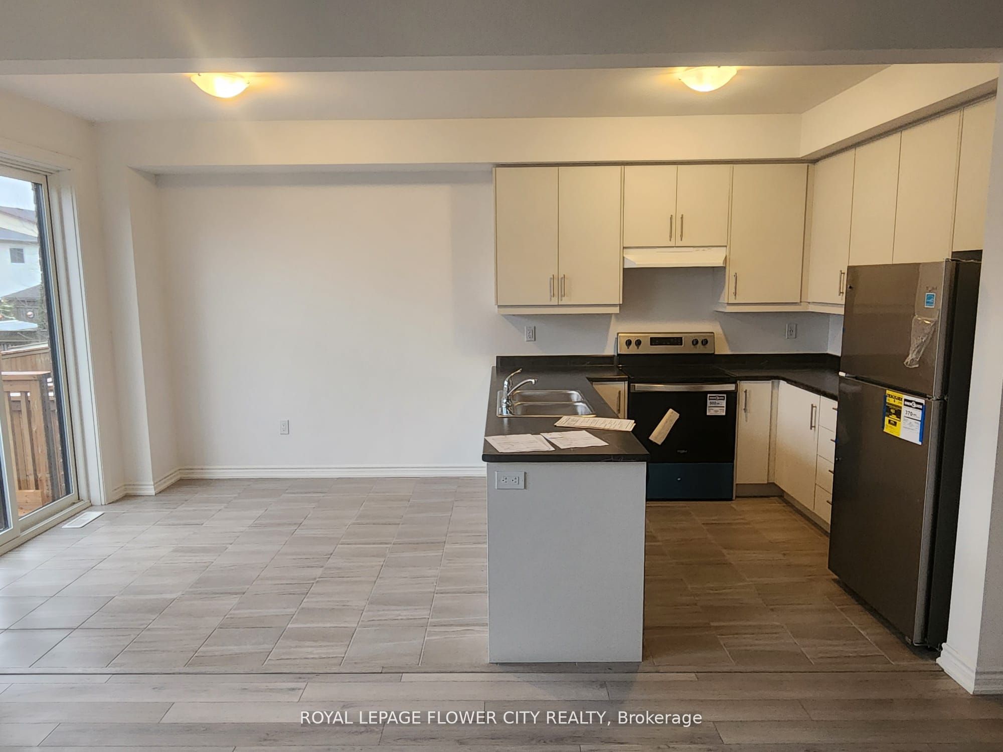 7432 Baycrest Common, Niagara Falls, ON L2G 3L9 photo 5