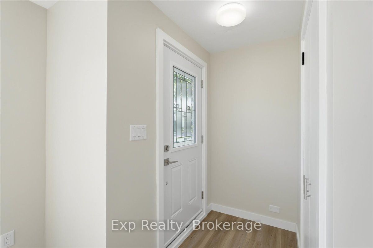 110 Hastings Drive, Belleville, ON K8N 1J5 photo 4