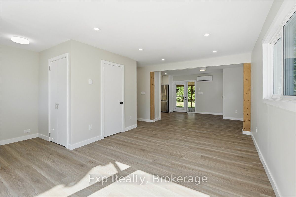 110 Hastings Drive, Belleville, ON K8N 1J5 photo 5
