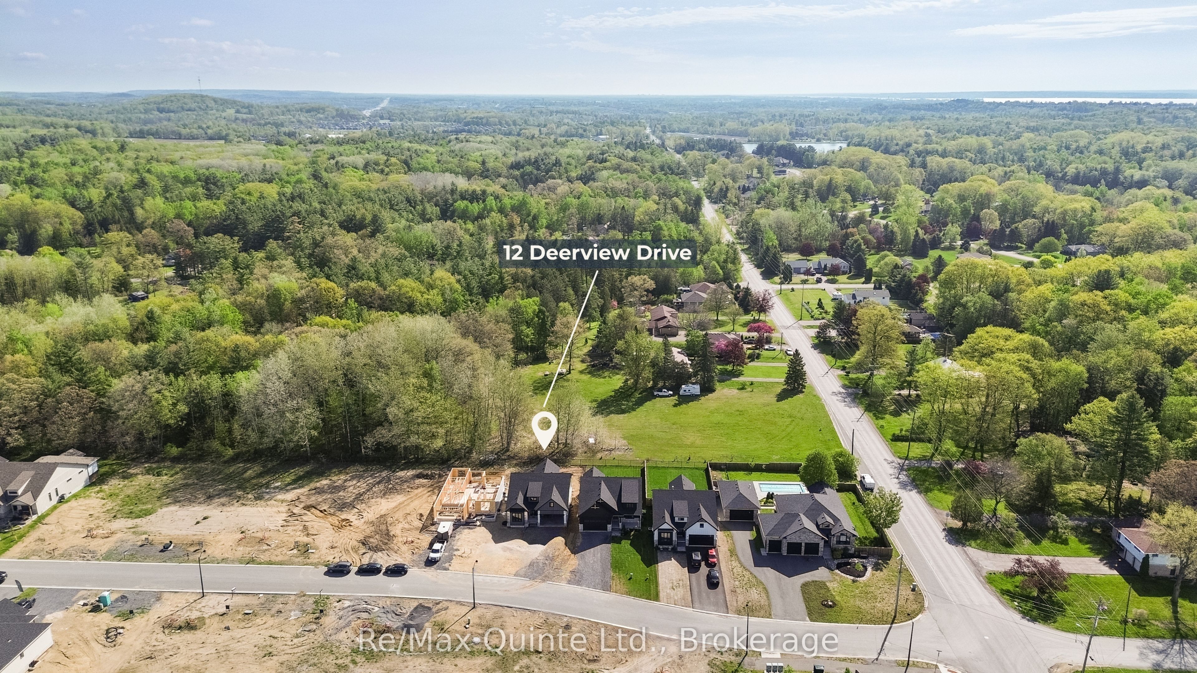 12 Deerview Drive, Quinte West, ON K8V 0L8 photo 3