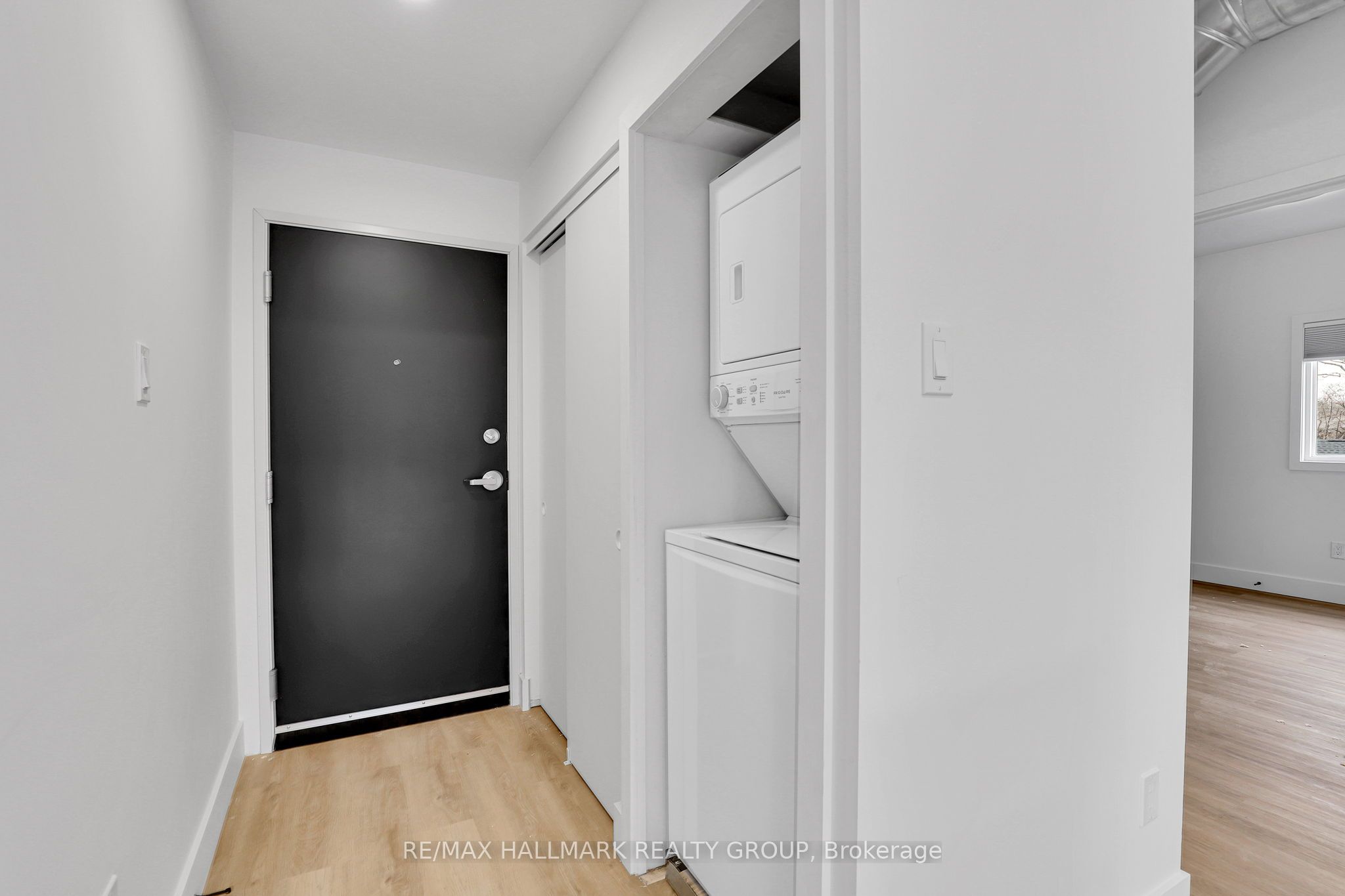109 Russell Avenue 5, Lower Town - Sandy Hill, ON K1N 7X2 photo 4
