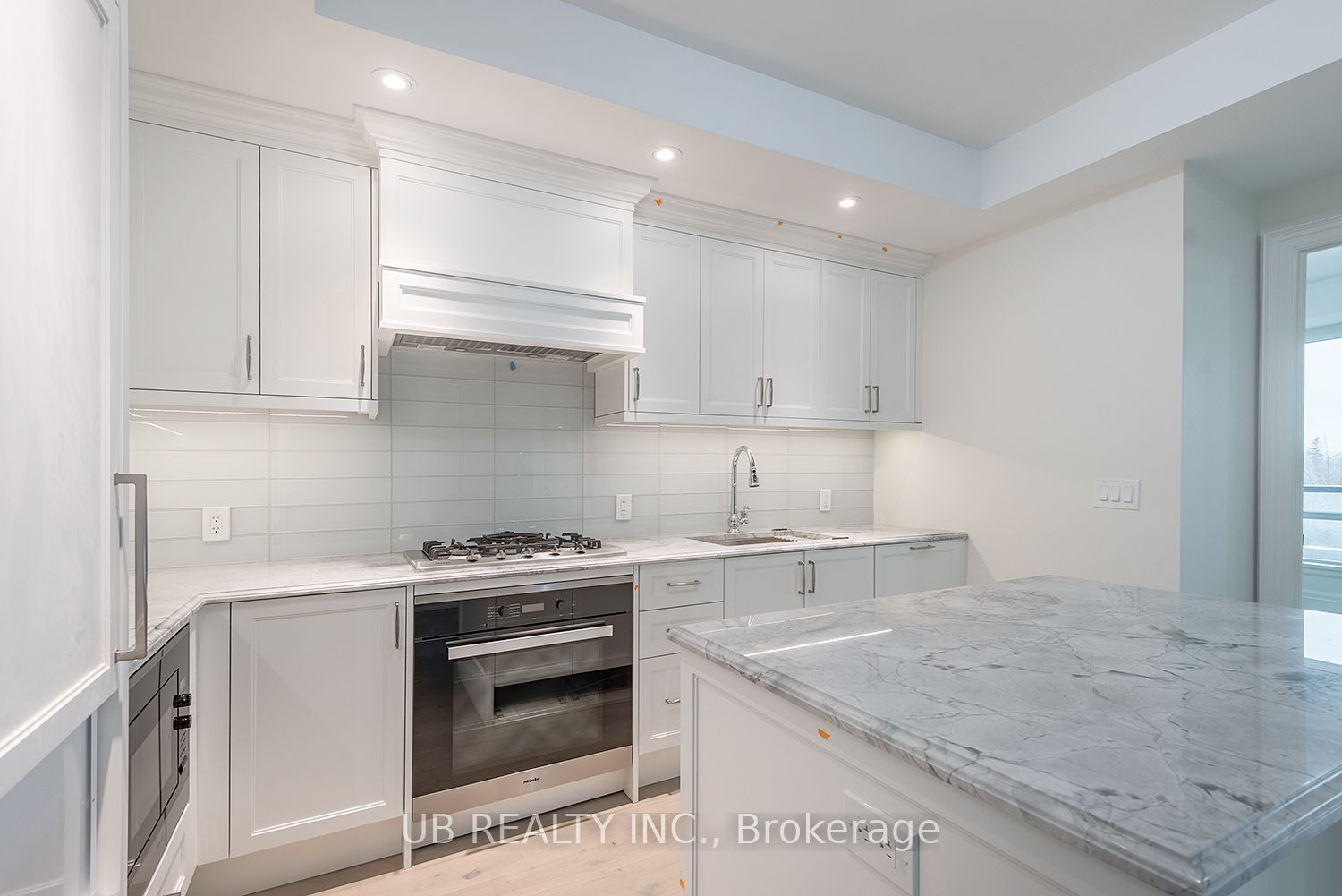 1451 WELLINGTON Street W 311, Tunneys Pasture and Ottawa West, ON K1Y 2X3 photo 3