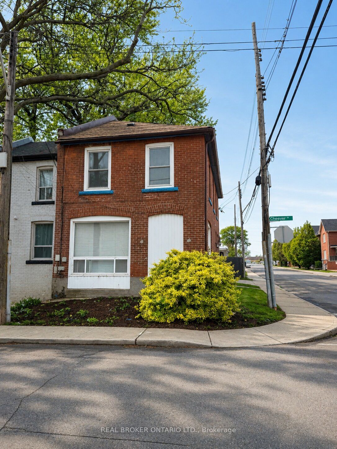 105 Cheever Street, Hamilton, ON L8L 5R8 photo 3