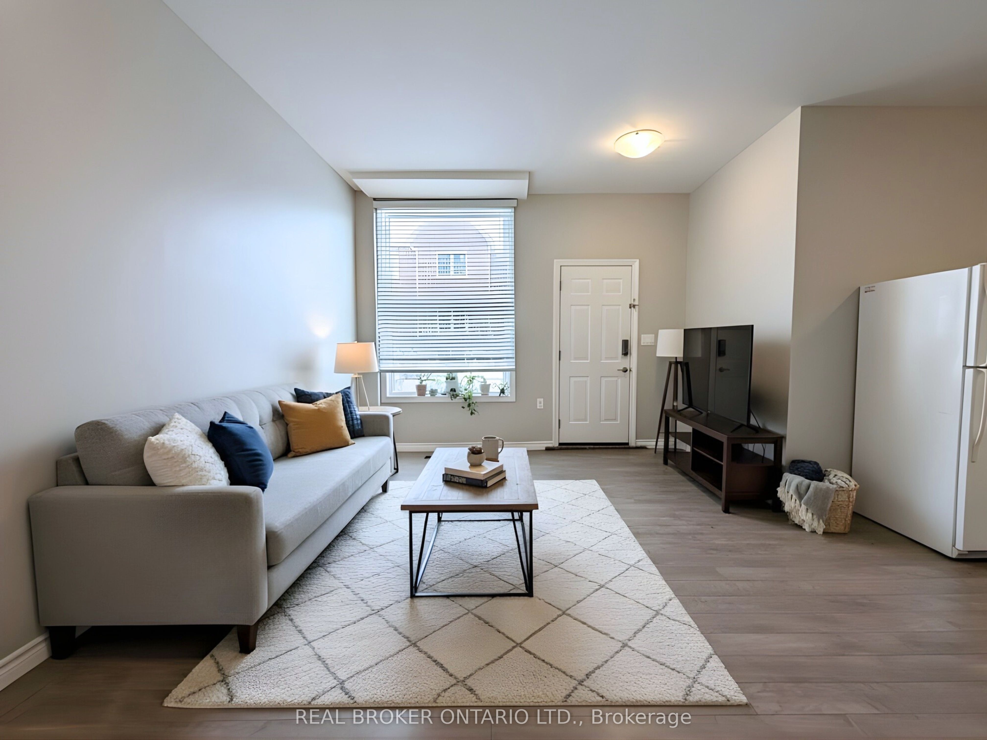 105 Cheever Street, Hamilton, ON L8L 5R8 photo 4