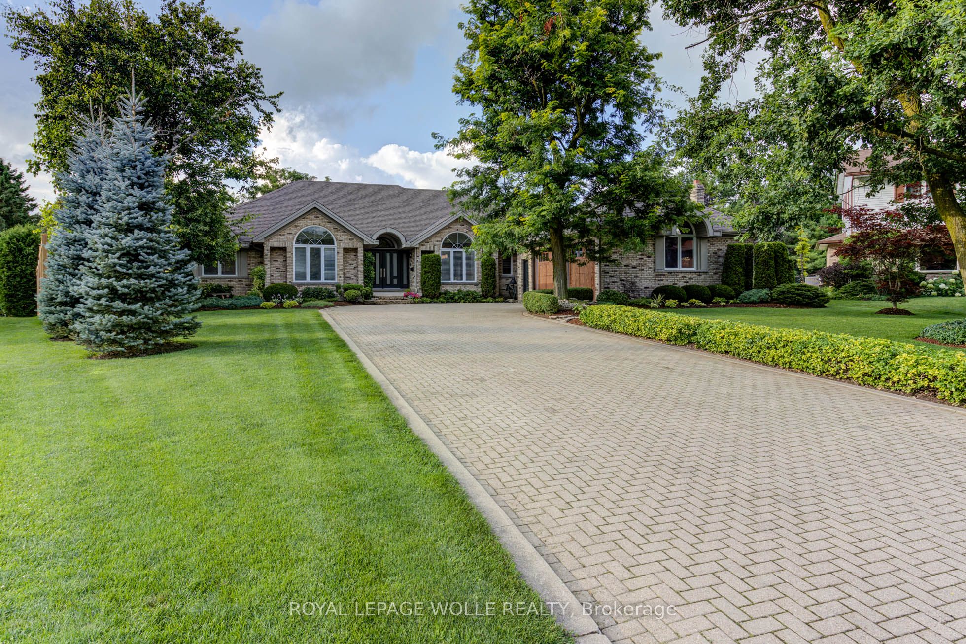 14 James Court, Woolwich, ON N0B 2M1 photo 2