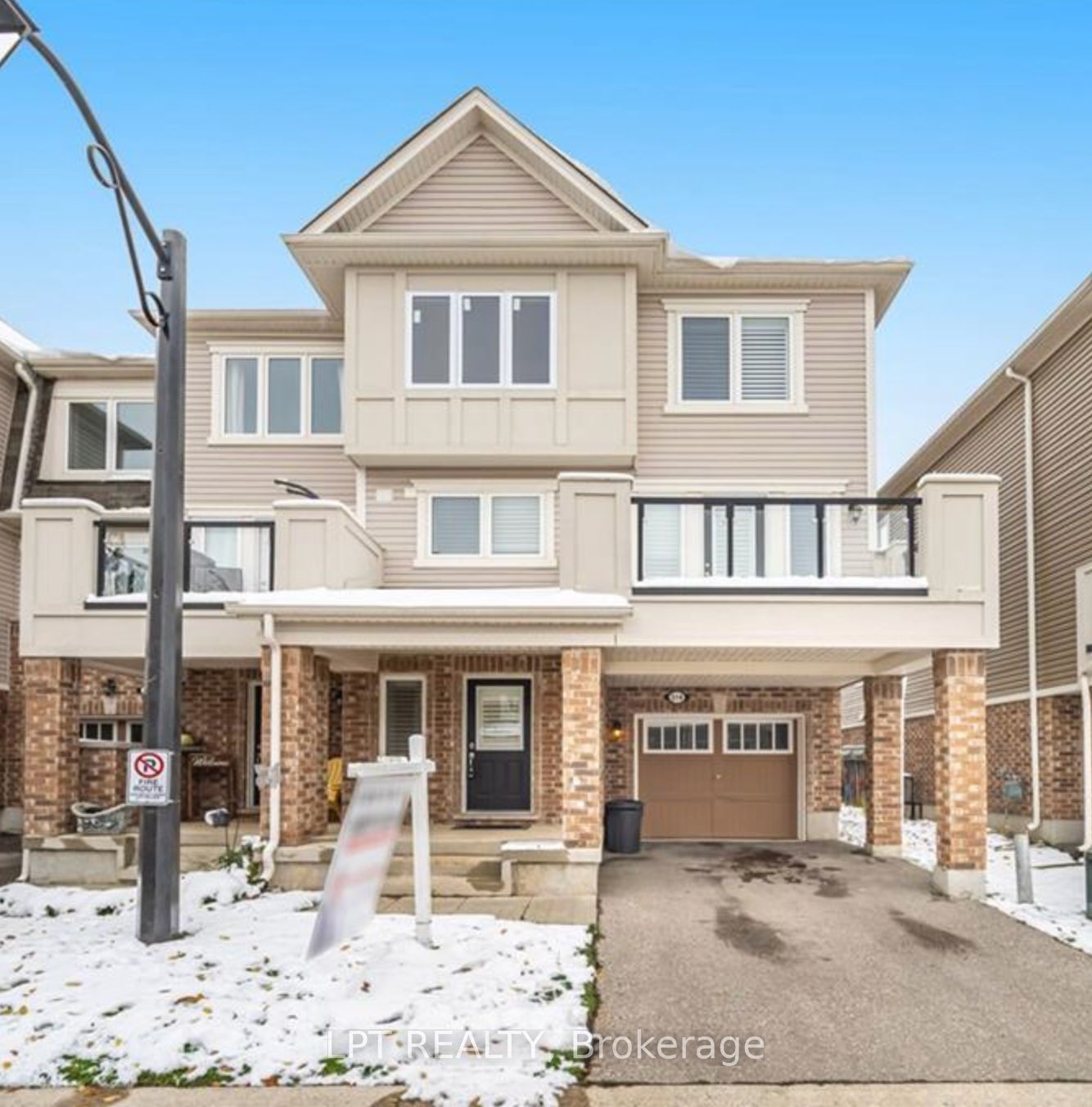 554 Goldenrod Lane, Kitchener, ON N2R 0L7 photo 3