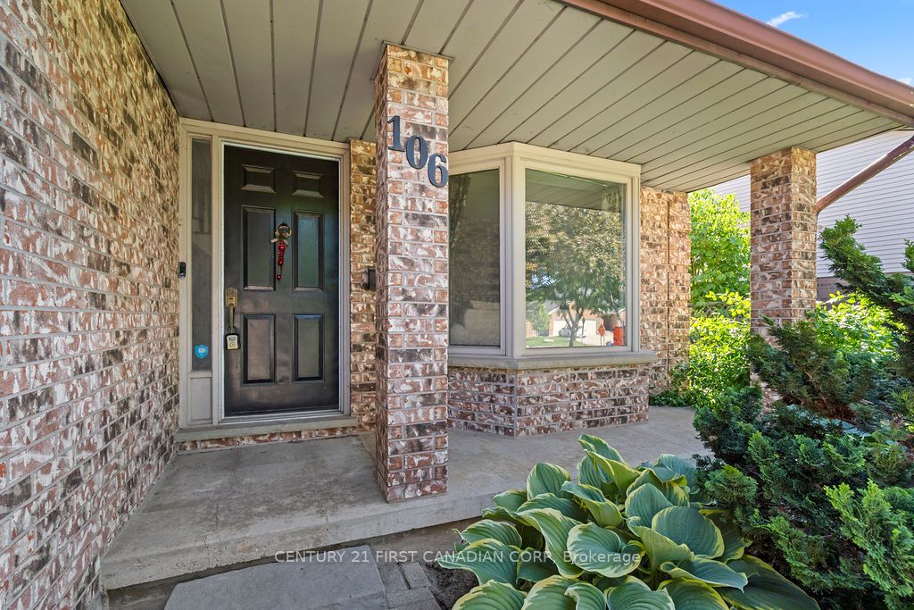 106 PINE VALLEY Drive, London South, ON N6J 4L9 photo 4
