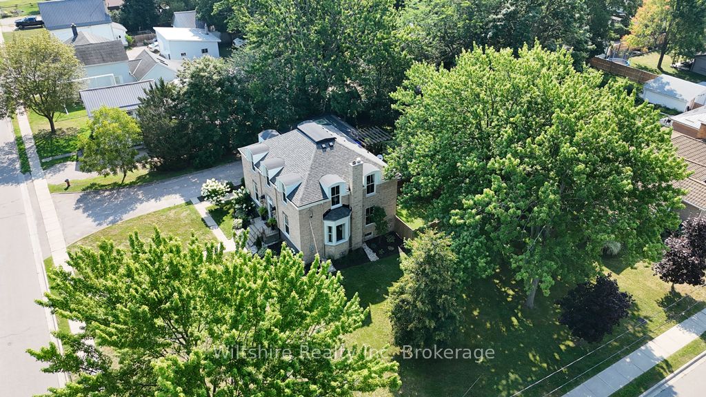 64 South Street W, Aylmer, ON N5H 1R1 photo 3