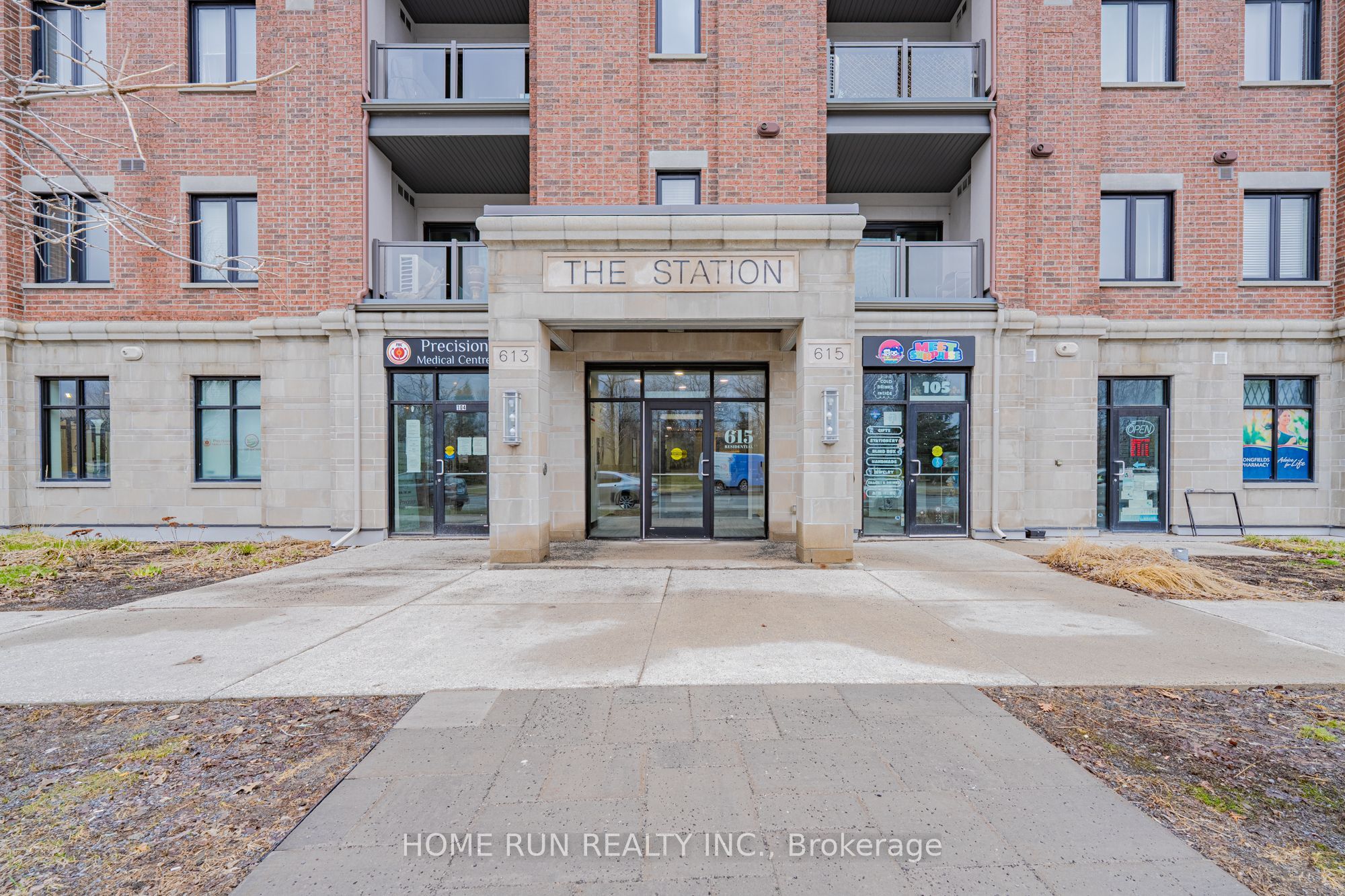 615 Longfields Drive 312, Barrhaven, ON K2J 6J3 photo 3