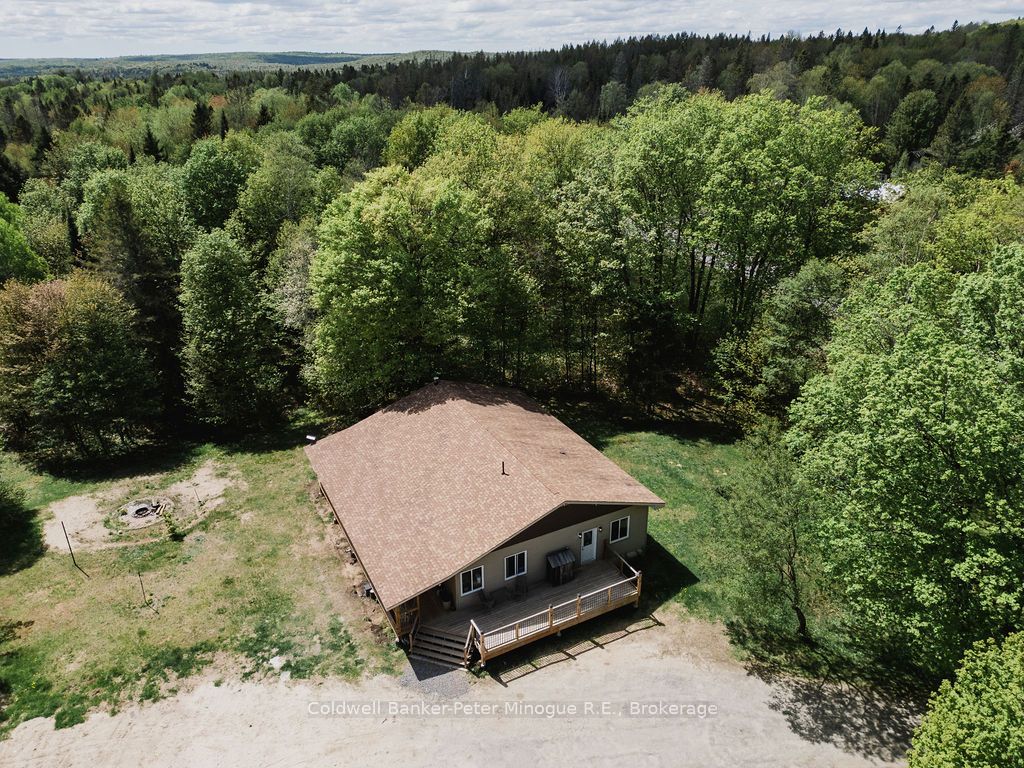 189 North Pickerel Lake Road, Armour, ON P0A 1C0 photo 2