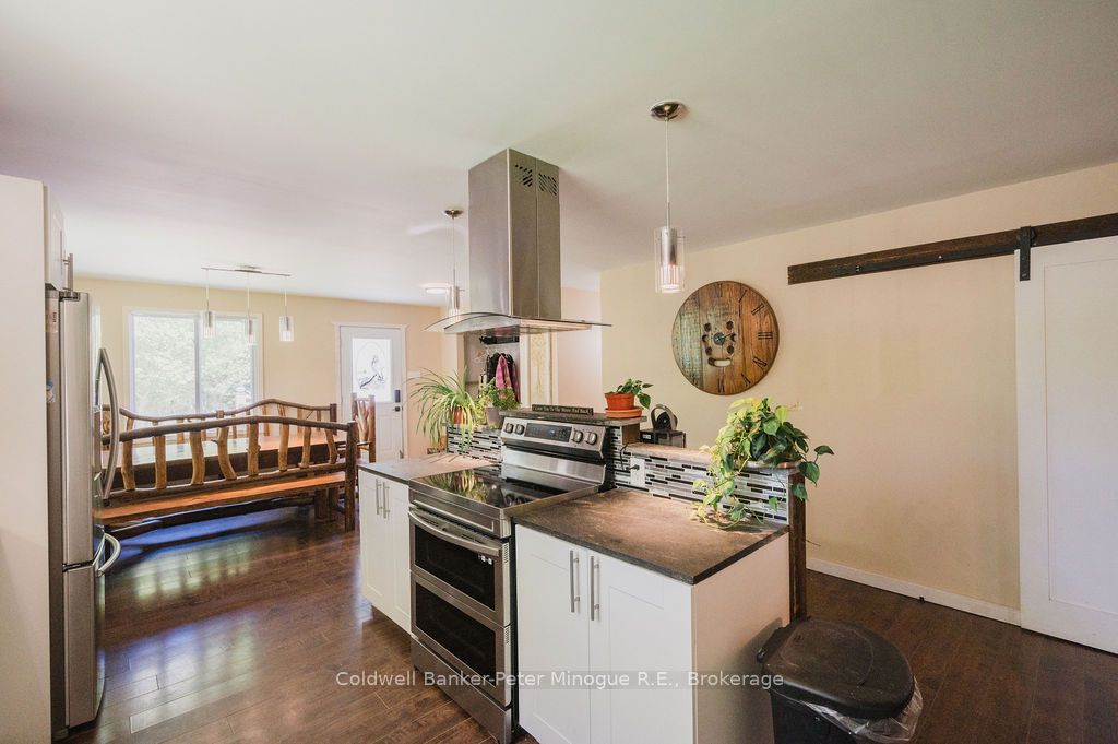 189 North Pickerel Lake Road, Armour, ON P0A 1C0 photo 4