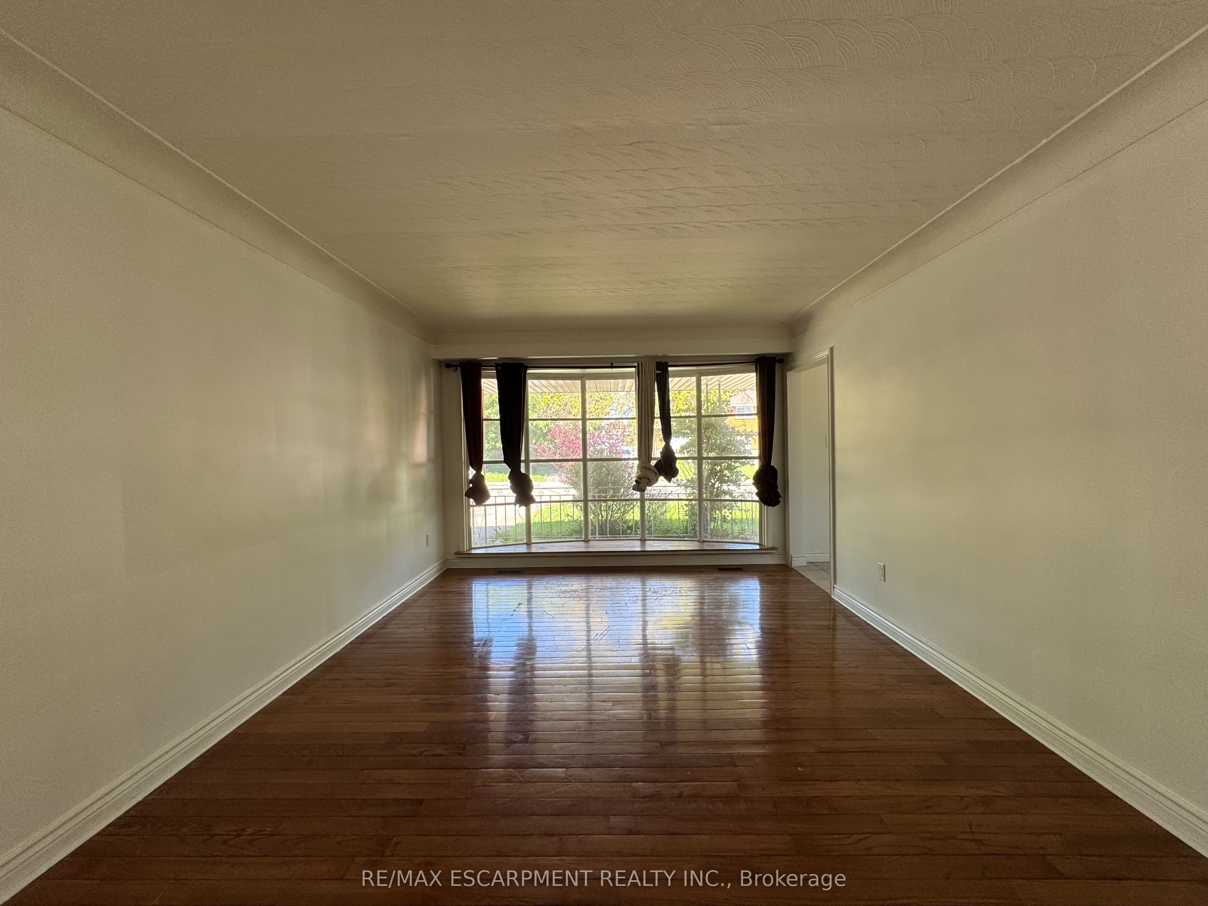 71 Hoover Crescent, Hamilton, ON L9A 3H2 photo 3