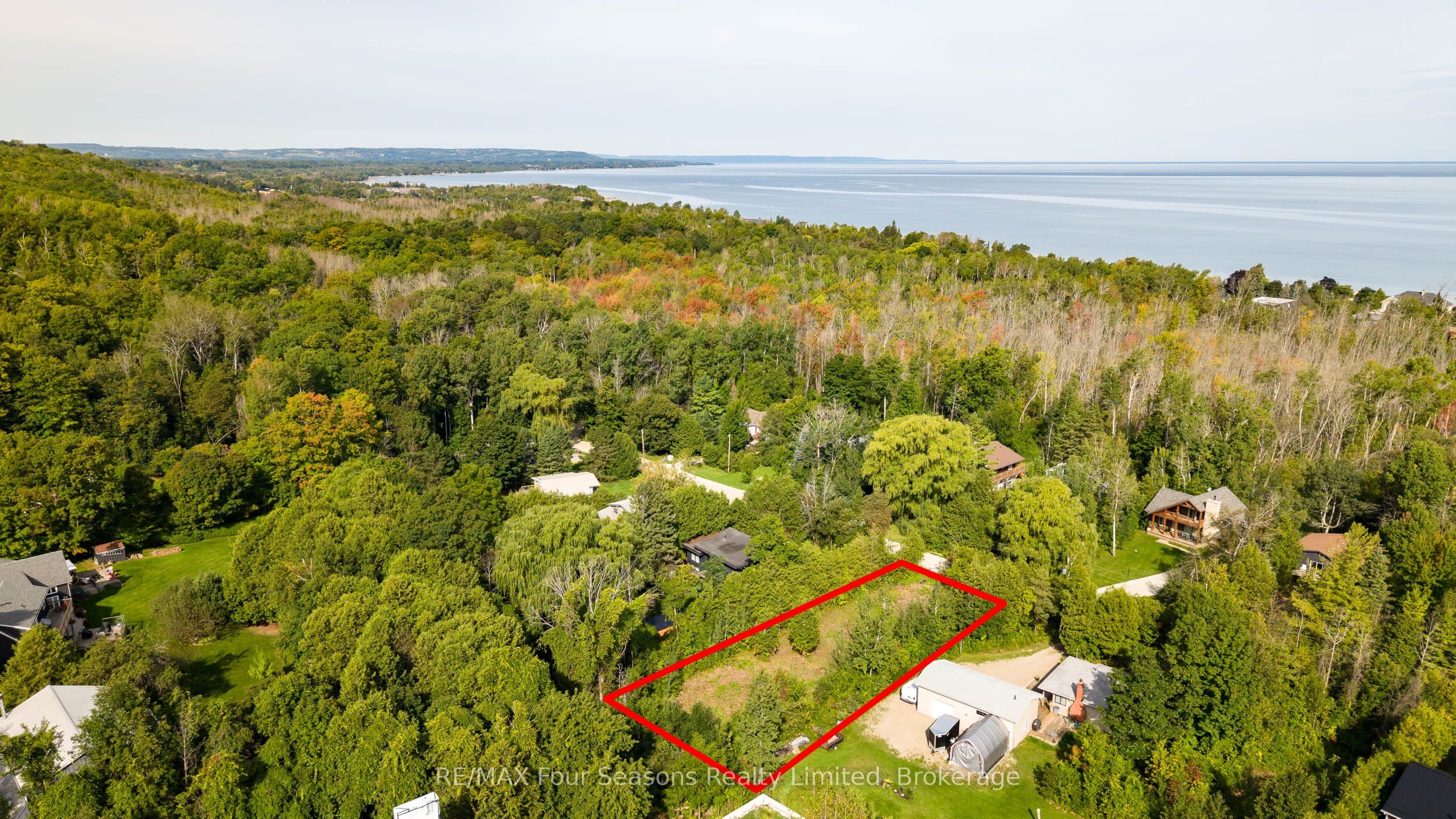 122 JAMES Street, Blue Mountains, ON L9Y 0T6 photo 5