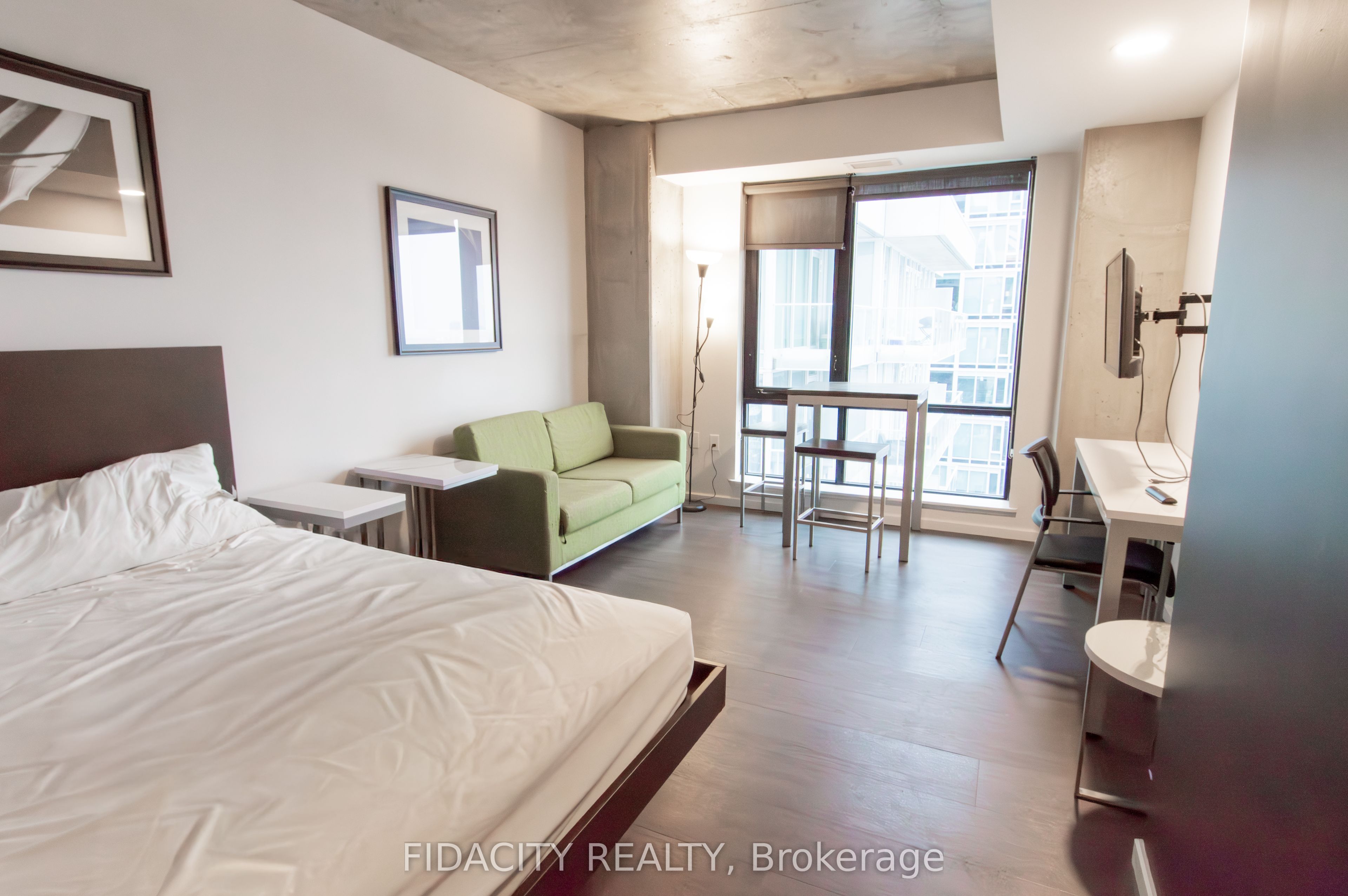 105 Champagne Avenue S 1615, Dows Lake - Civic Hospital and Area, ON K1S 5E5 photo 5
