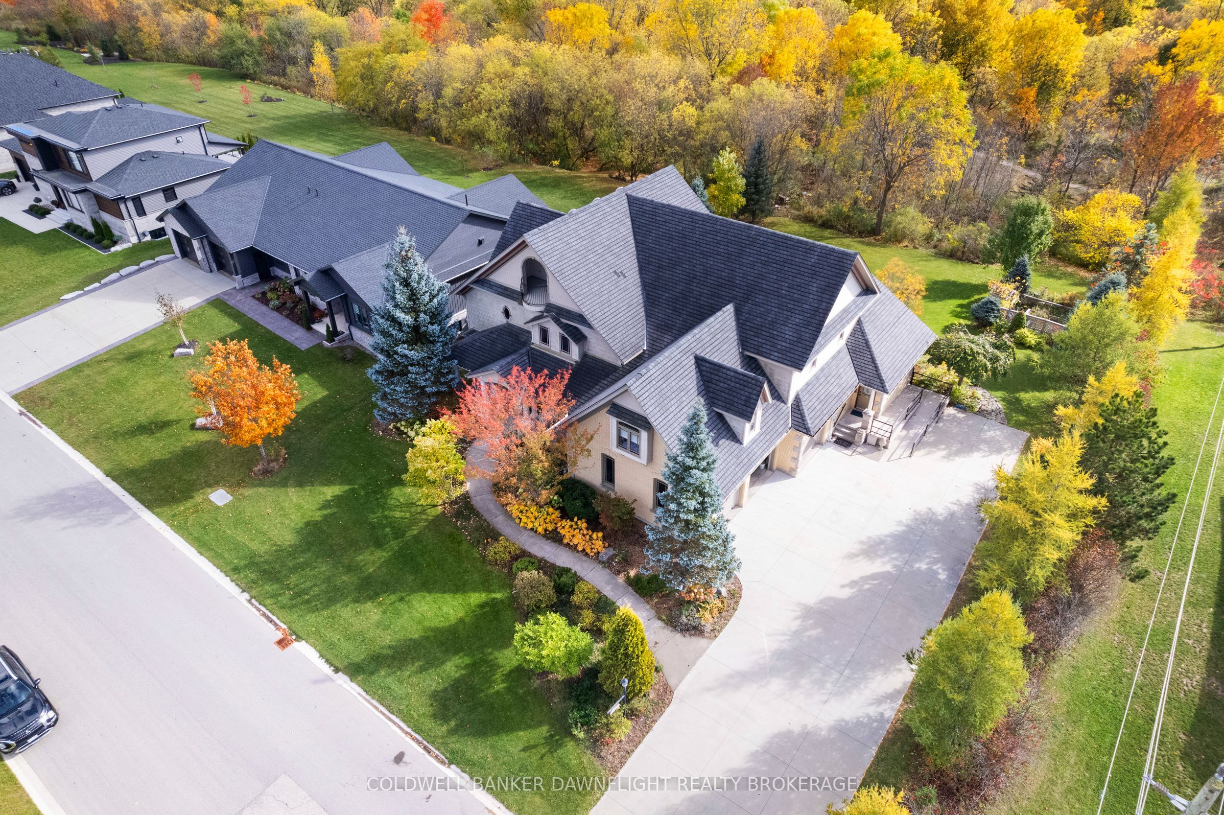 246 Hazelton Lane, South Huron, ON N0M 1S3