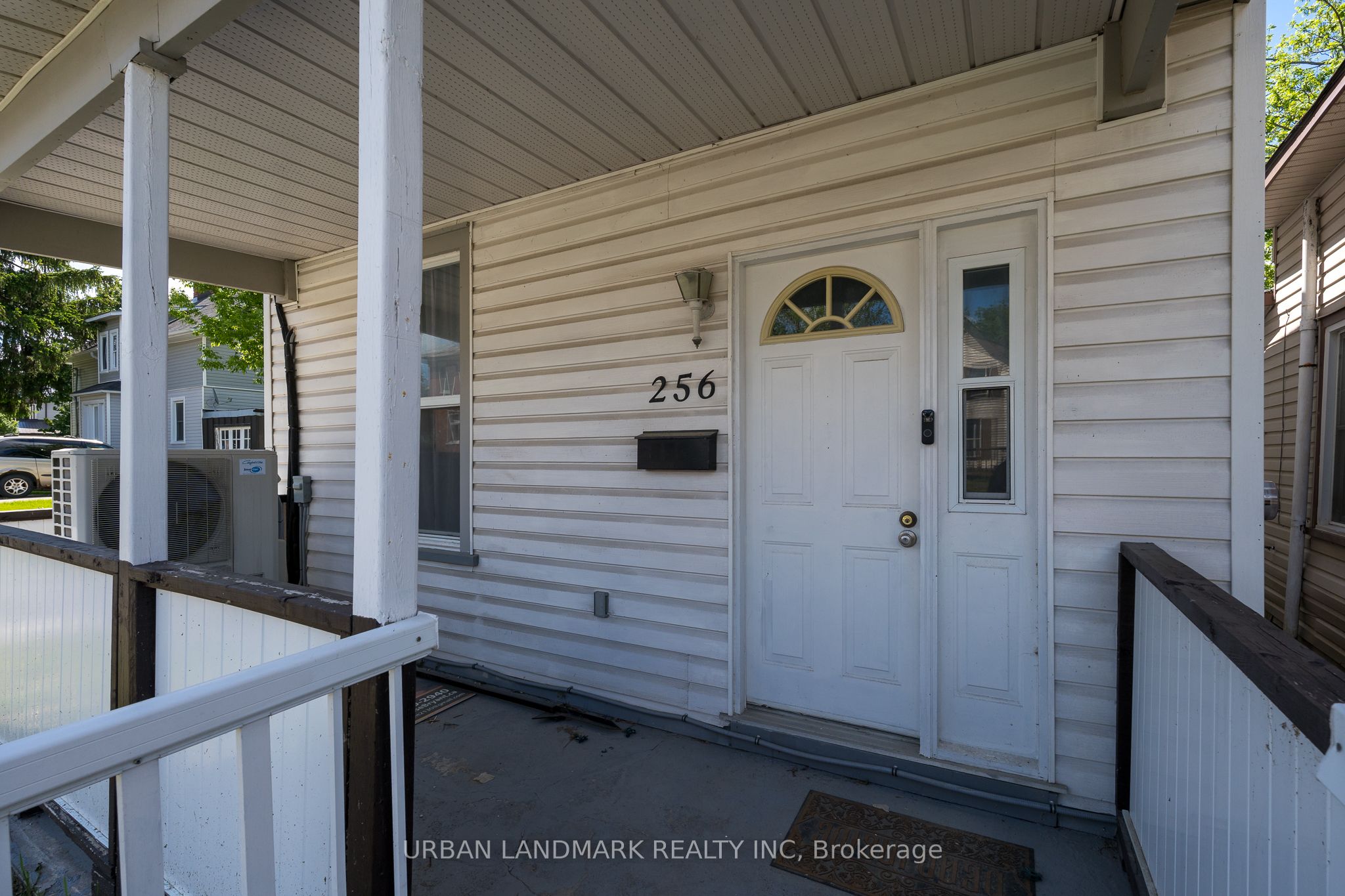256 Dundas Street, Deseronto, ON K0K 1X0 photo 4