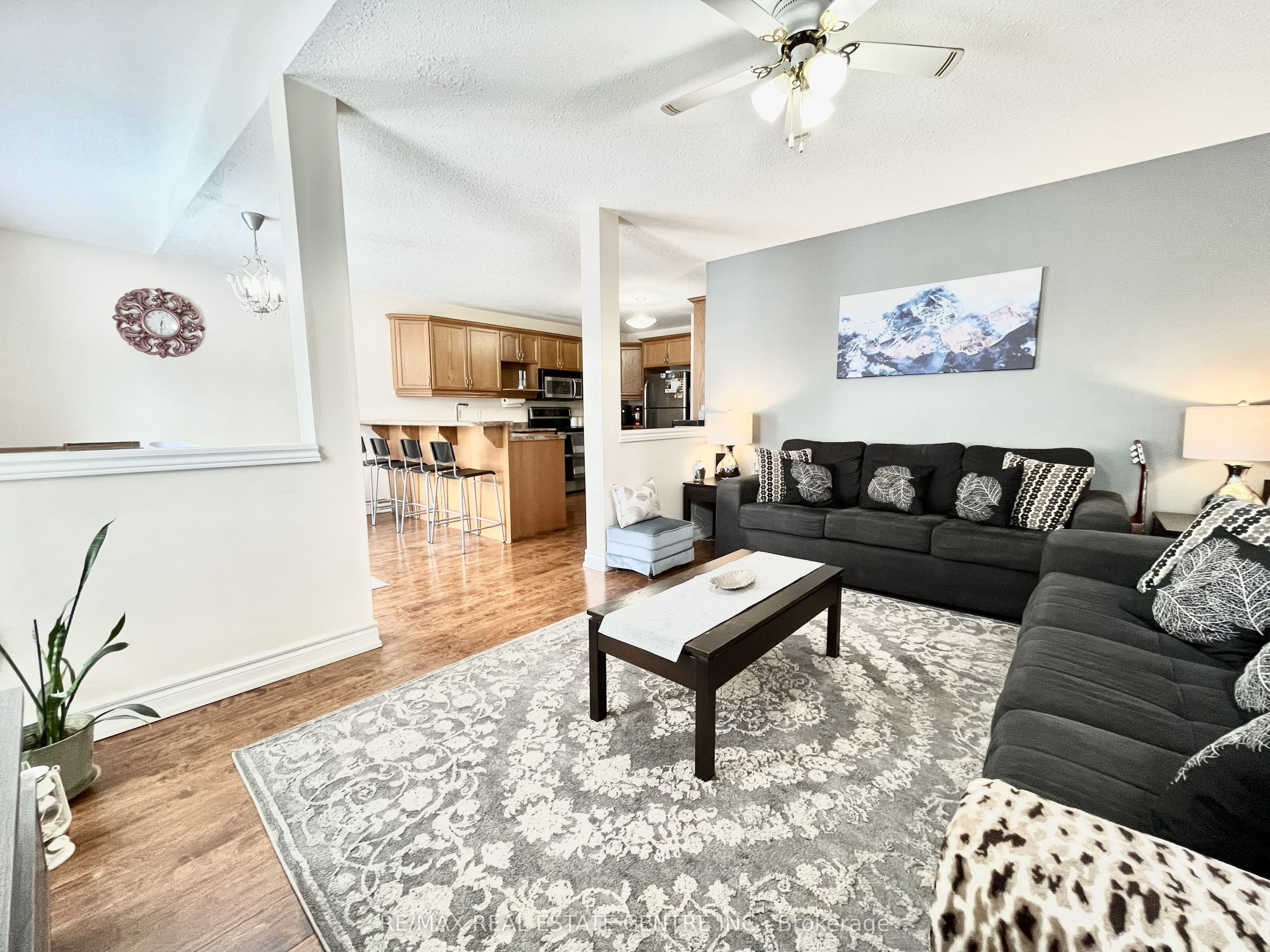 1771 MICKLEBOROUGH Drive W, London North, ON N6G 5R4 photo 3