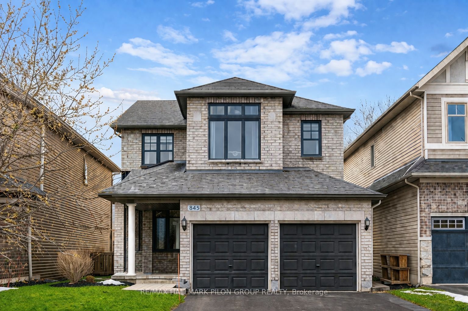 845 Contour Street, Orleans - Convent Glen and Area, ON K1W 0G6