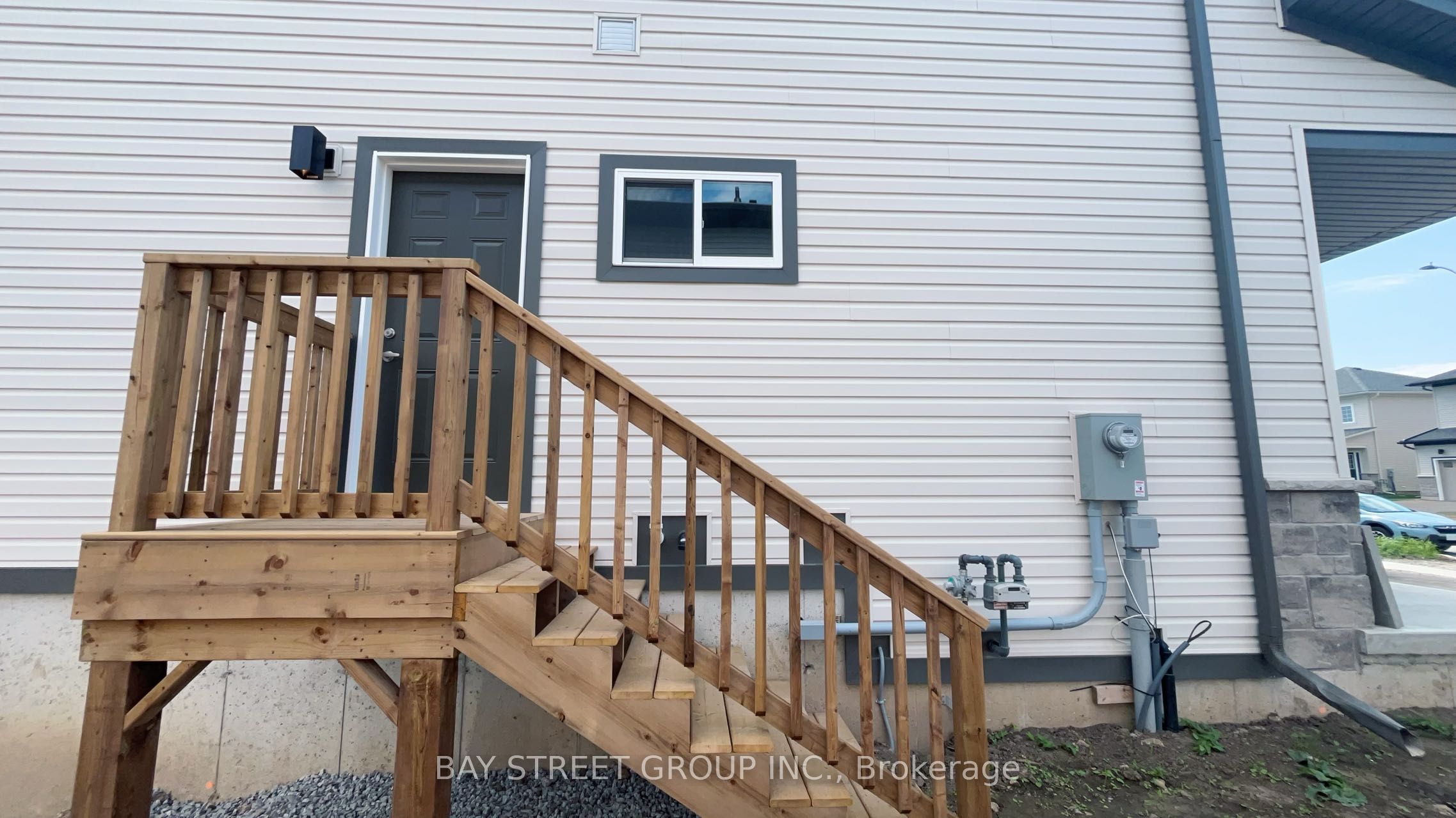 75 Hillcrest Road Lower, Port Colborne, ON L3K 6E4 photo 2