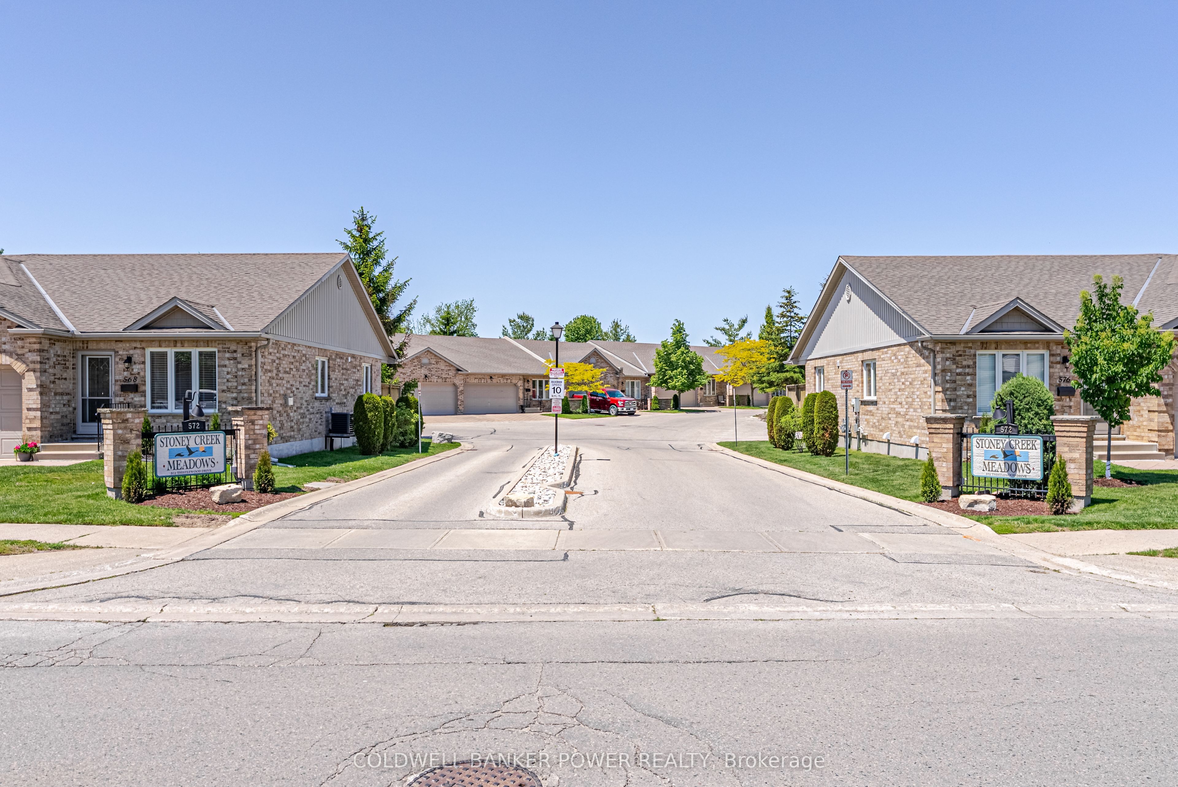 572 Thistlewood Drive 28, London North, ON N5X 4N6