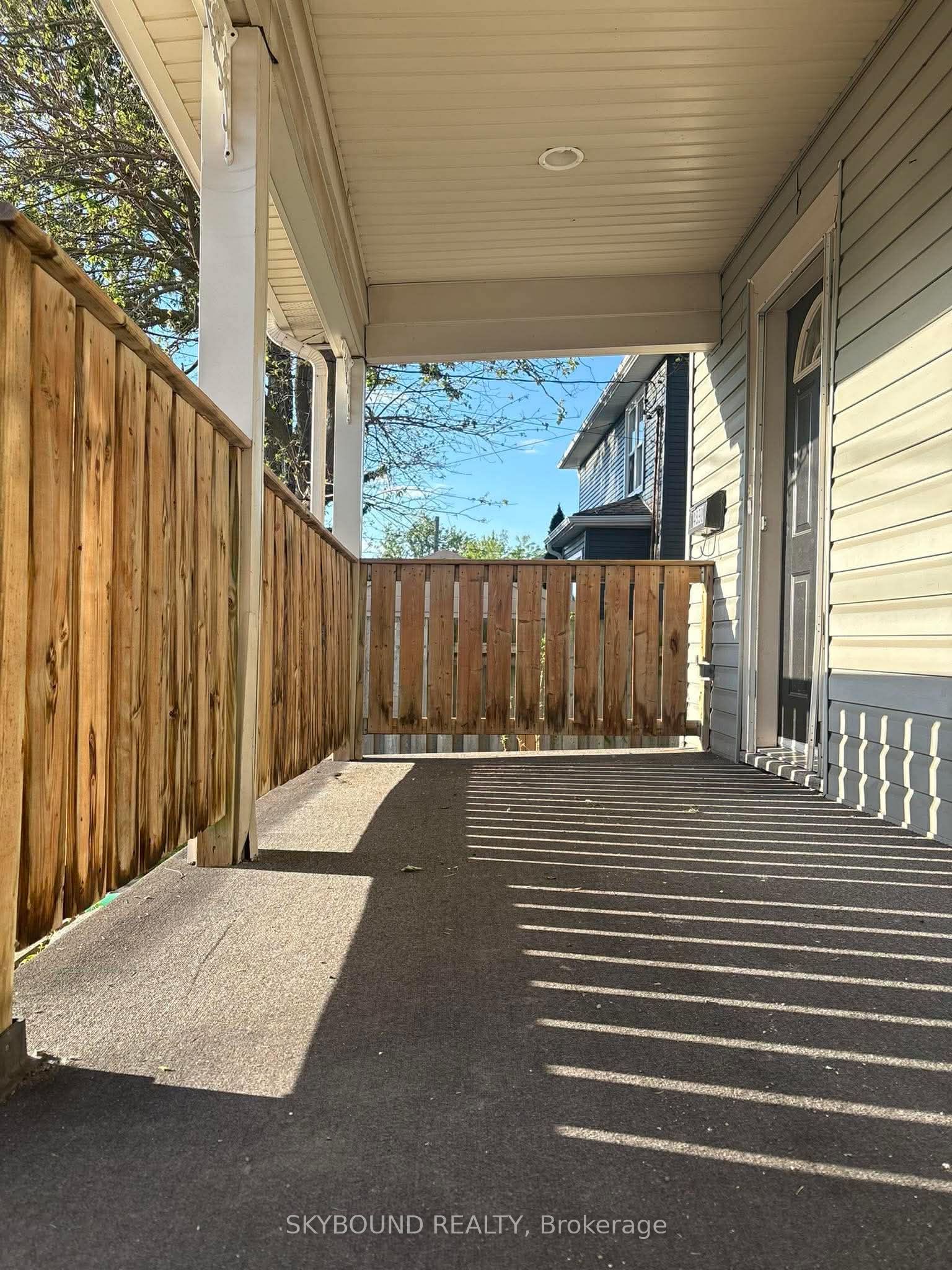 4890 Saint Clair Avenue, Niagara Falls, ON L2E 3T6 photo 4