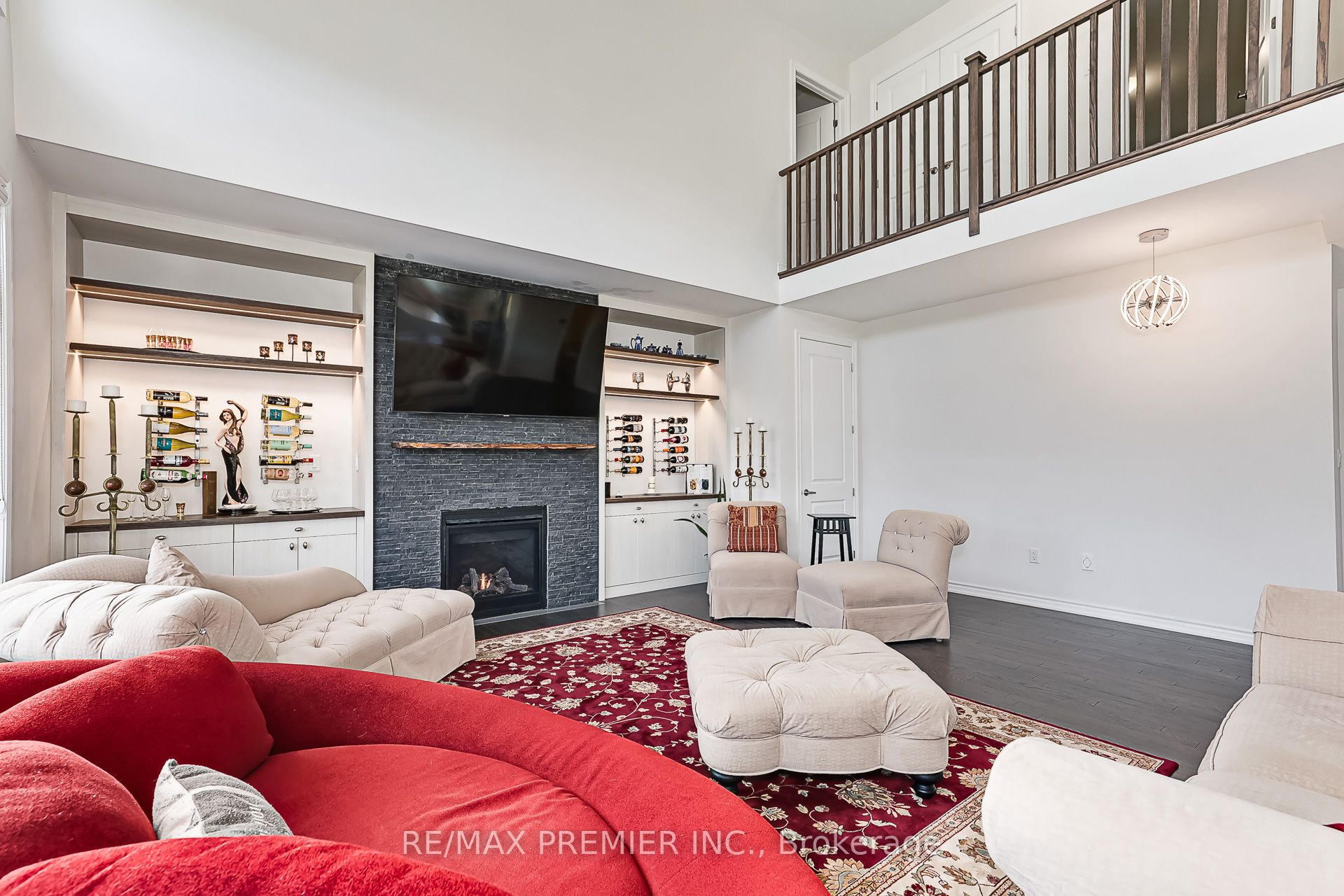 100 Stillwater Crescent, Blue Mountains, ON L9Y 4P5 photo 4