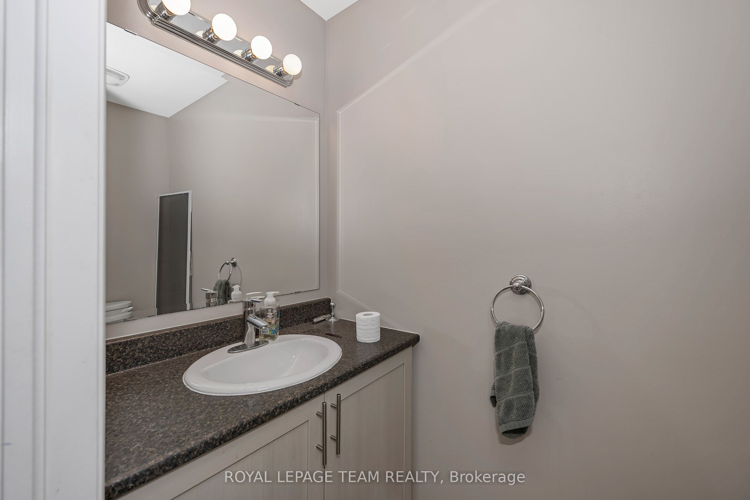 415 Arncliffe Avenue, Kanata, ON K2W 0B6 photo 5