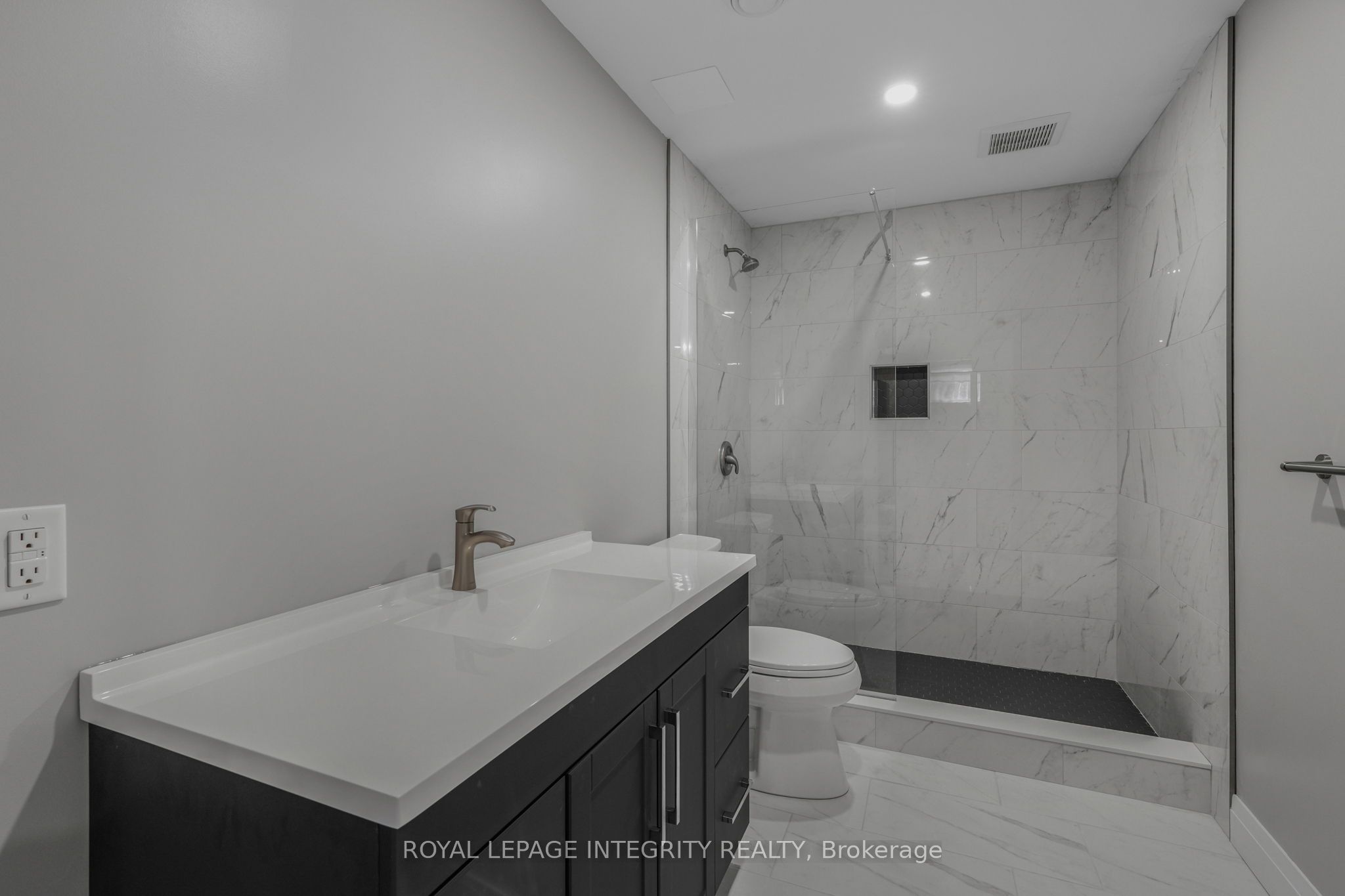 400 Colmar Street, Russell, ON K0A 1W0 photo 2