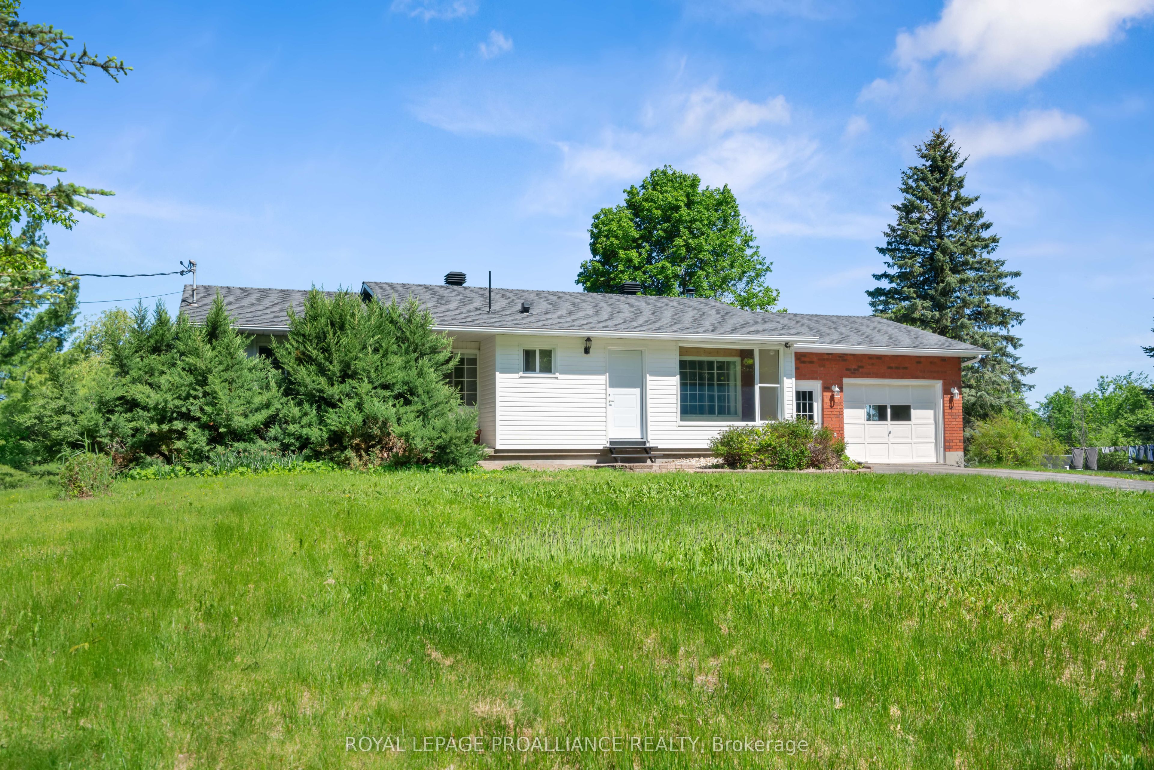 706 Kitley 3 Line, Elizabethtown-Kitley, ON K0G 1G0 photo 3